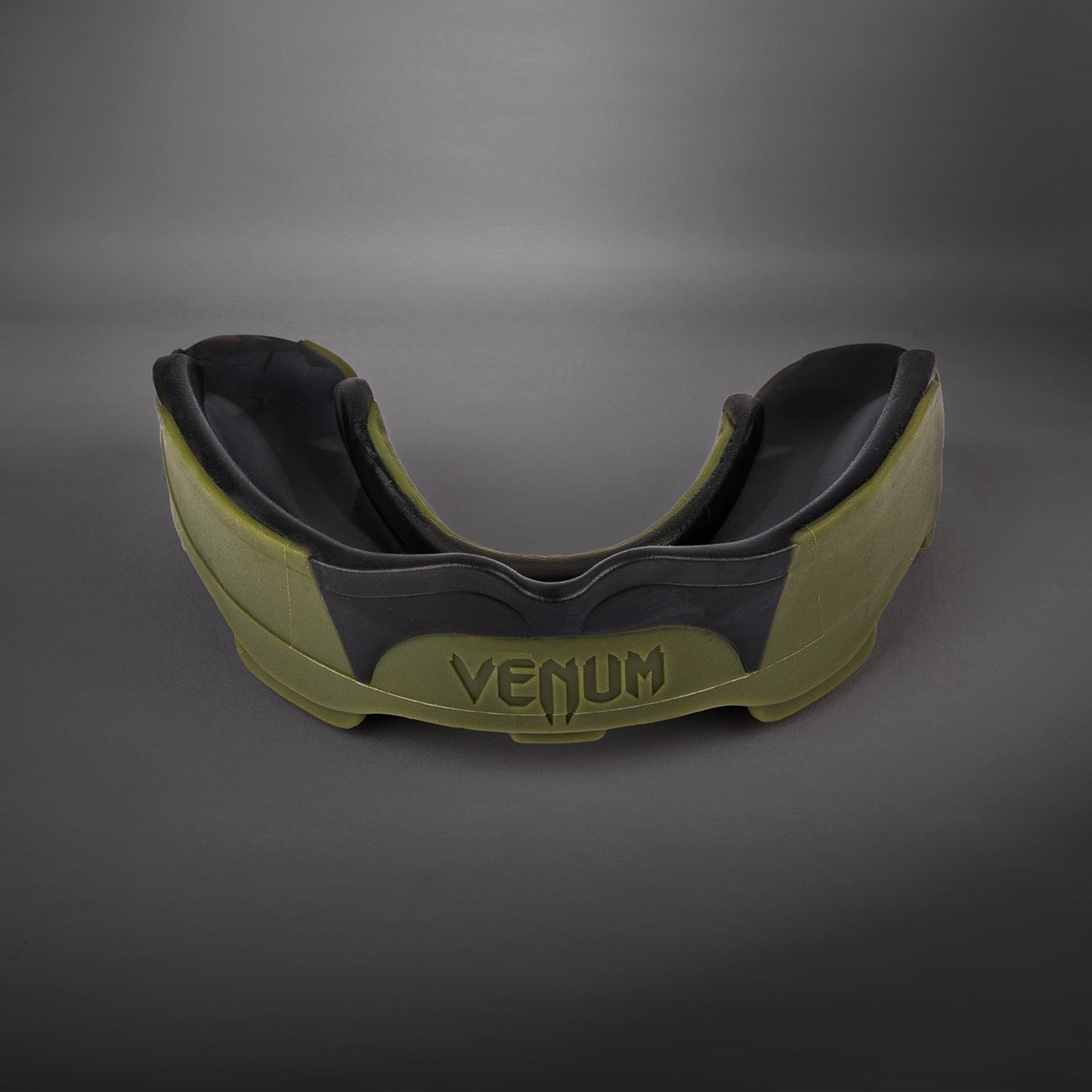 Venum Predator 마우스피스