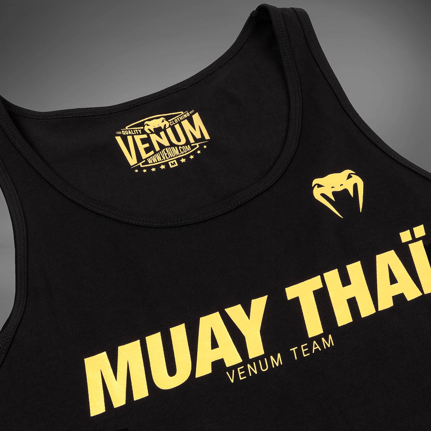 Venum Muay Thai VT 탱크탑 – 블랙/골드
