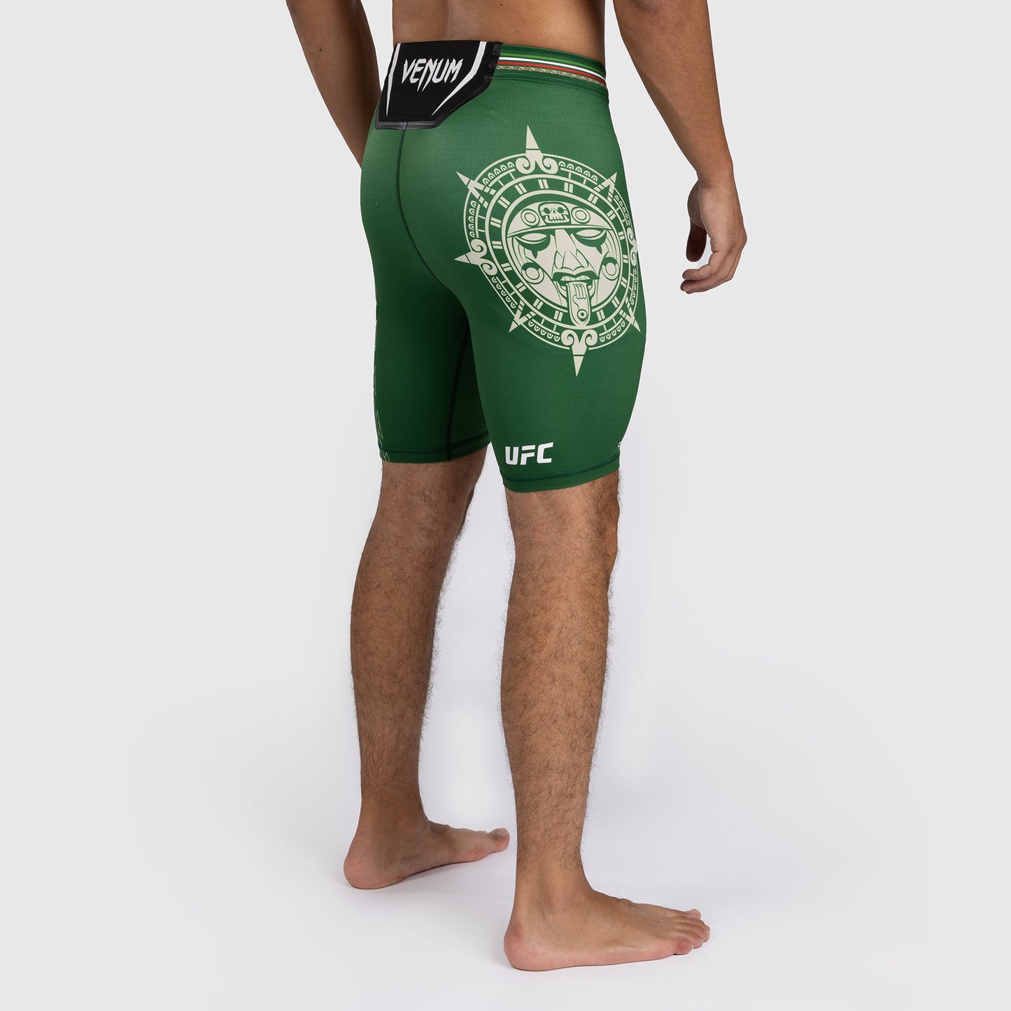 Noche UFC by Venum Authentic Fight Night 남성용 발리 투도 쇼츠 – 그린