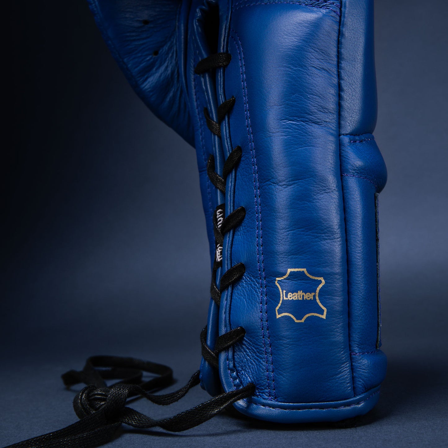 Venum Giant 2.0 Khamzat Chimaev Pro 복싱 글러브 – 블루–골드