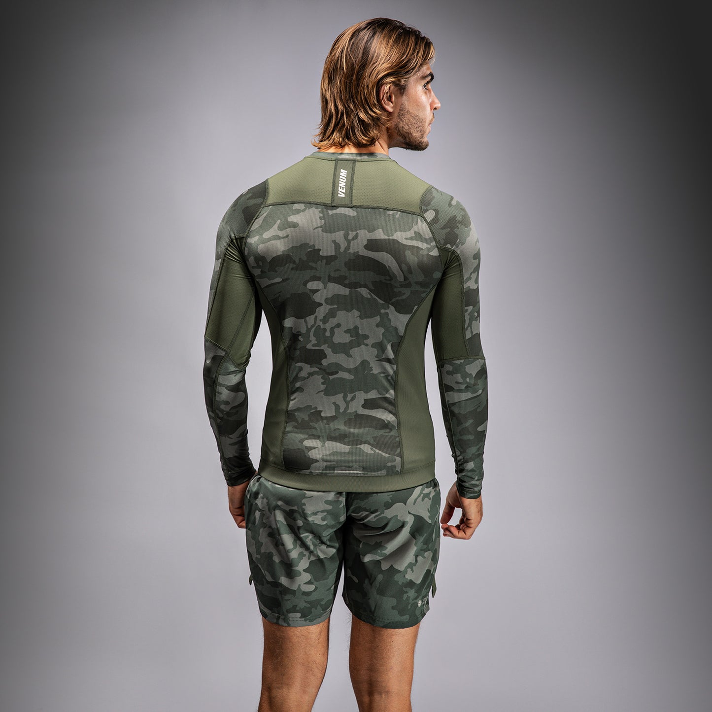 Venum G-Fit Air 남성용 긴팔 래쉬가드 – 아미 카모