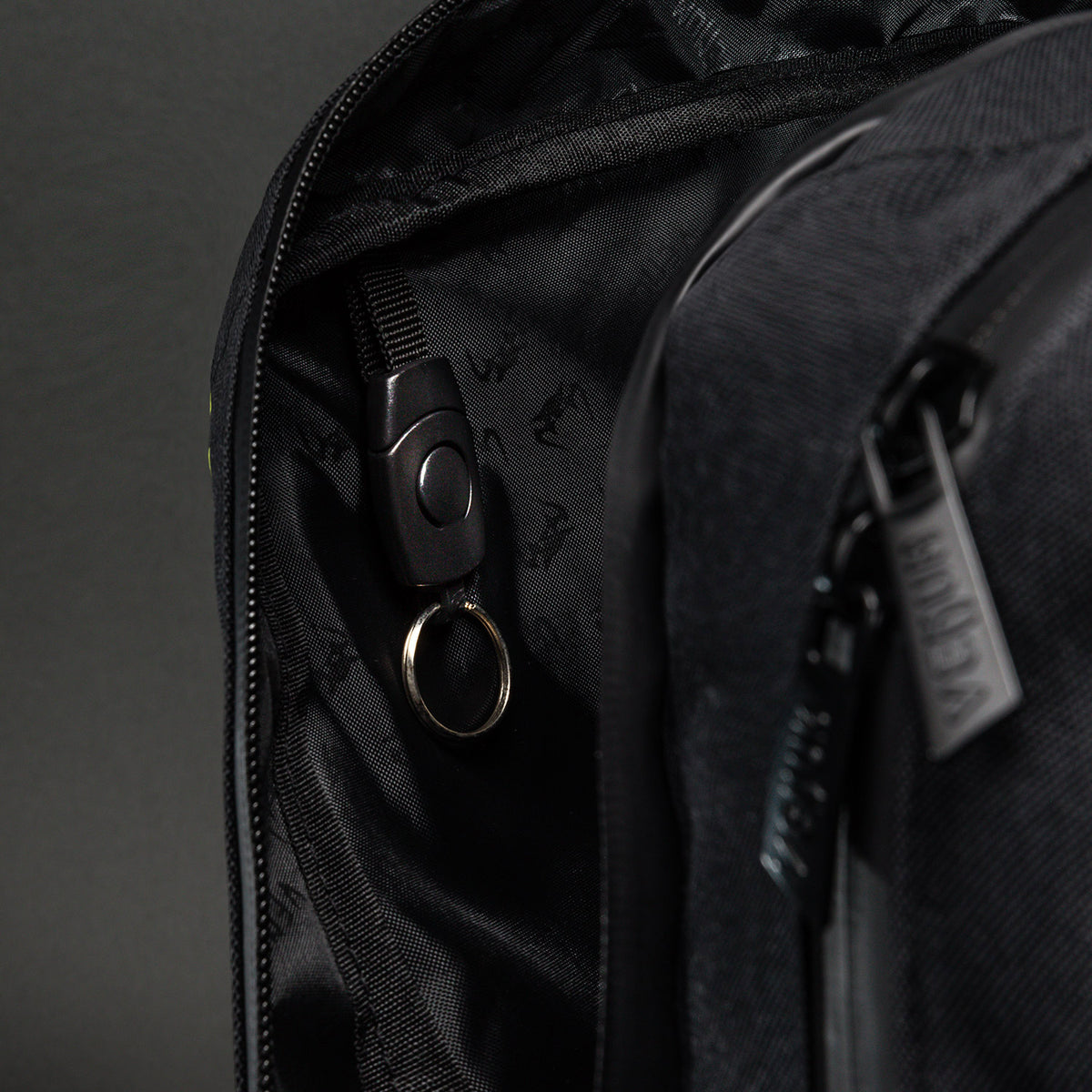 Venum Amazonia Reborn 백팩 (15-25 L) - 블랙/그린