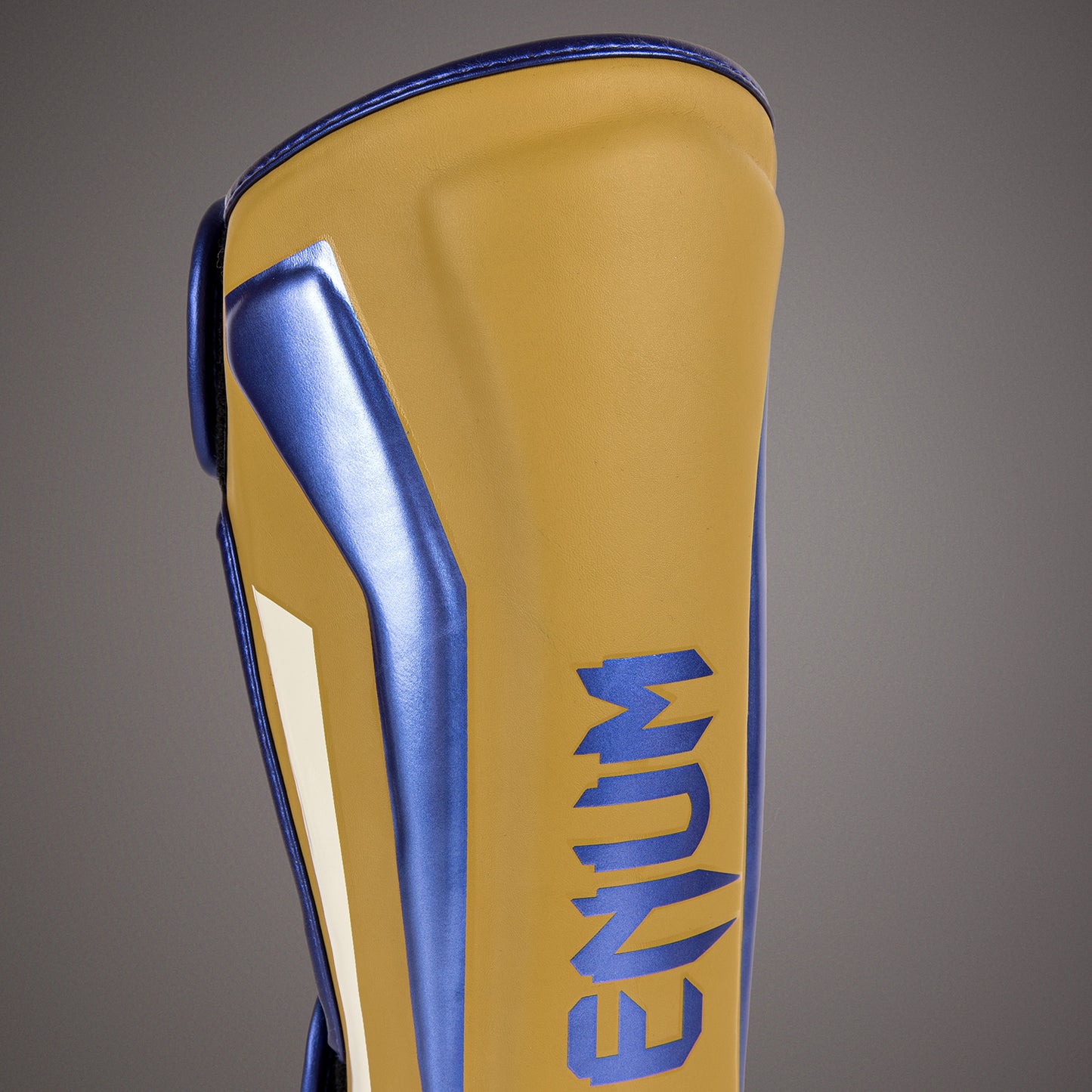 Venum Elite 정강이 보호대 – 카멜 – 스페셜 에디션