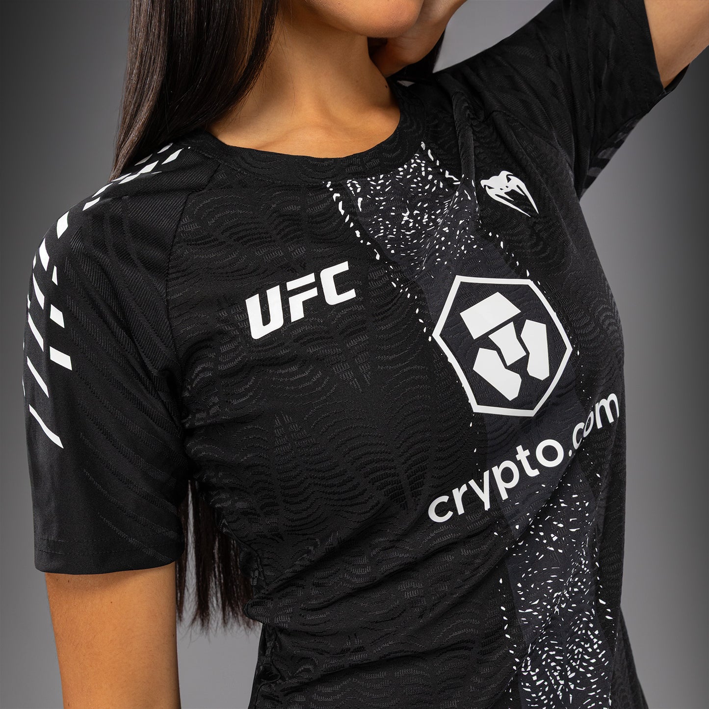 Women's UFC Zenith by Venum 오센틱 파이트 나이트 워크아웃 저지 – 블랙