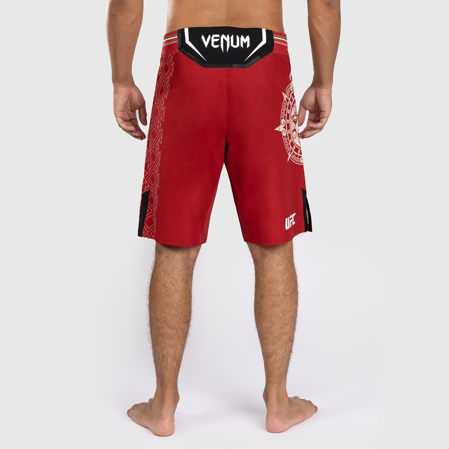 Noche UFC By Venum Authentic 남성용 파이트 쇼츠 – 롱 핏 – 레드