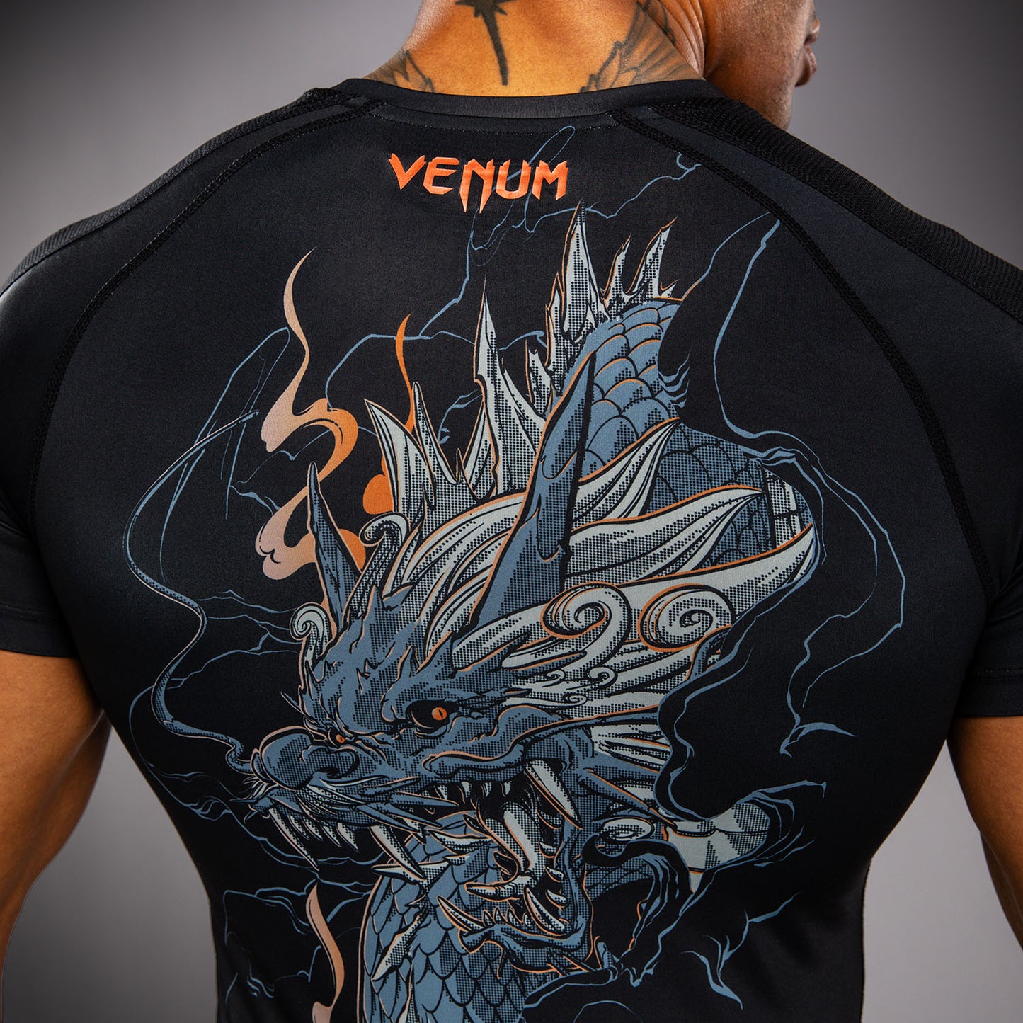 Venum Thunder Dragon 반팔 래쉬가드 – 블랙/그레이/코퍼