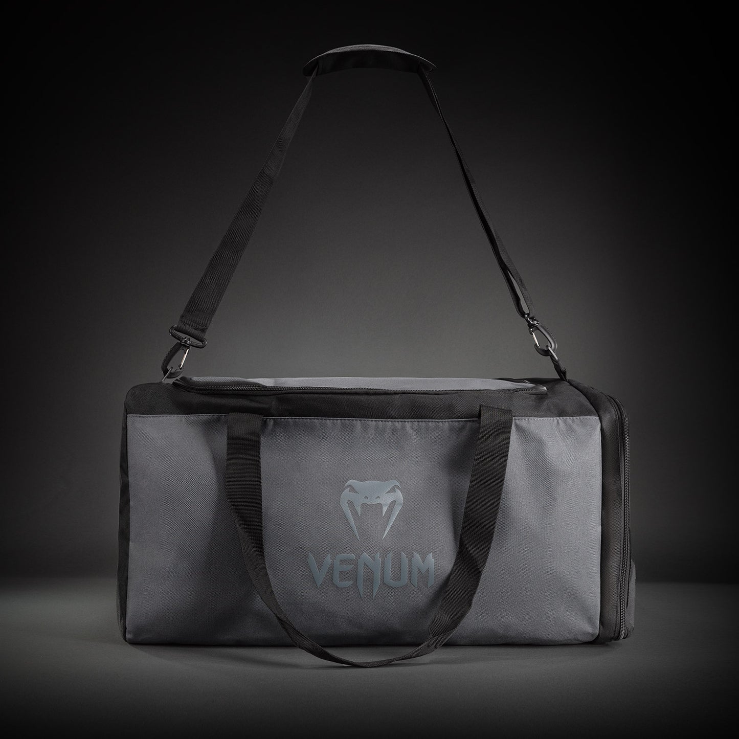 Venum Essential 스포츠 백 (61L) - 그레이/블랙
