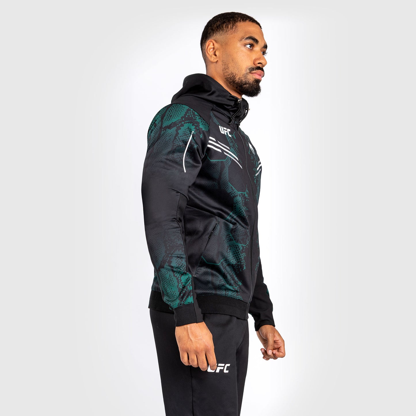 UFC Adrenaline by Venum Authentic Fight Night 남성용 워크아웃 후디 – 그린/블랙