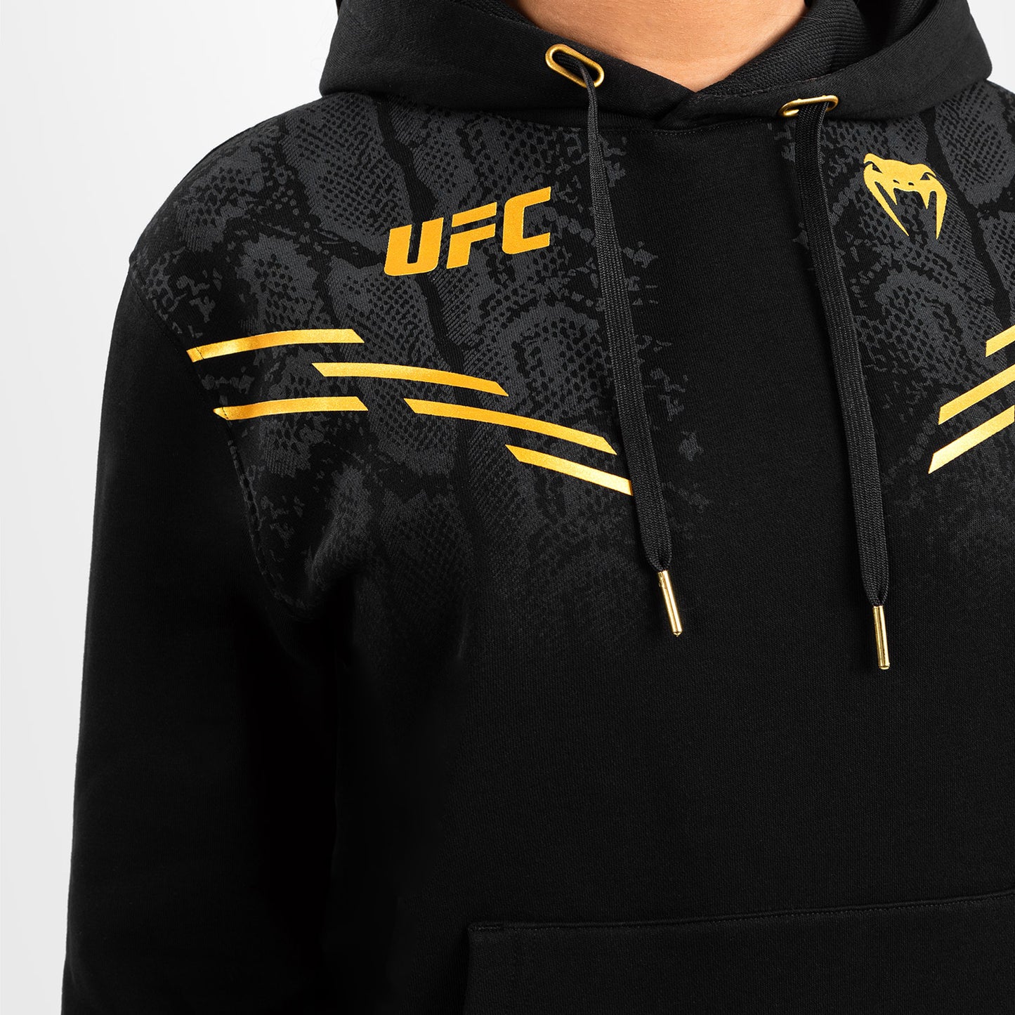 UFC Adrenaline by Venum Replica 여성용 풀오버 후디 – 챔피언