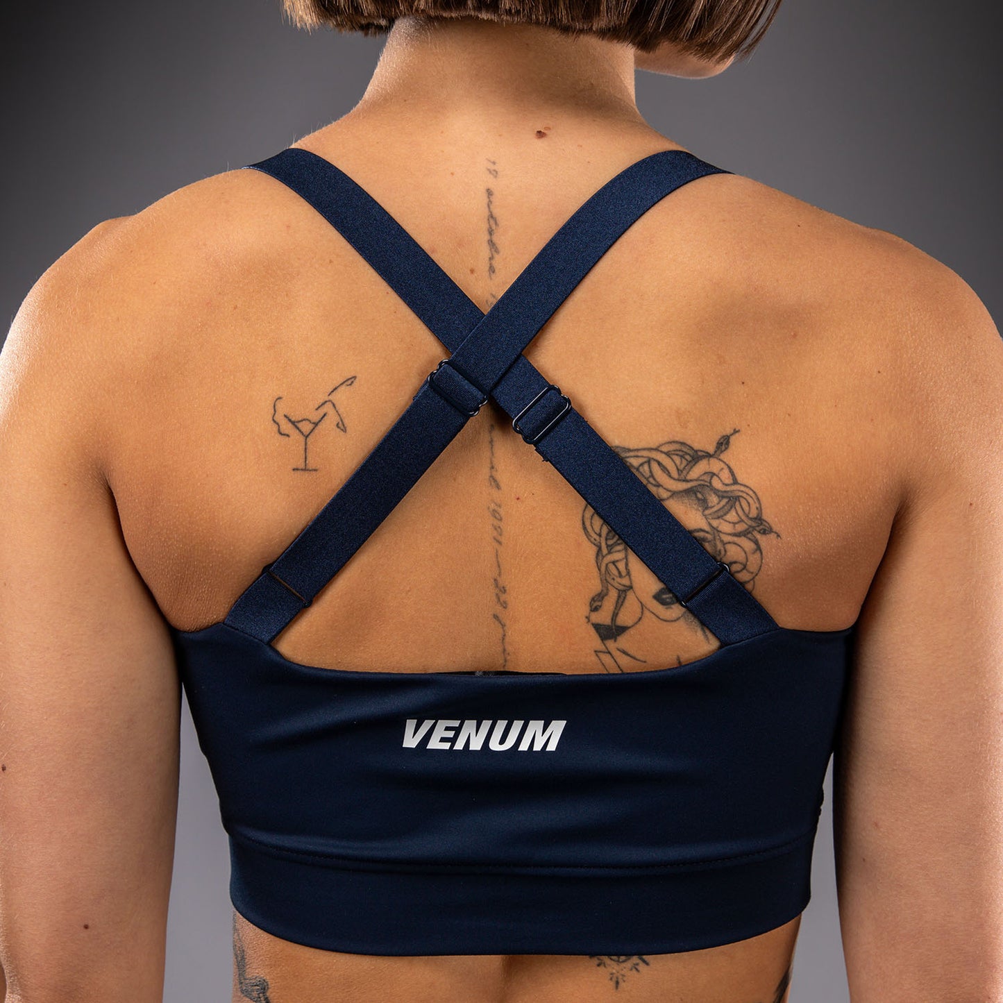 Venum Sculpt Shape 여성용 스포츠 브라 – 네이비 블루