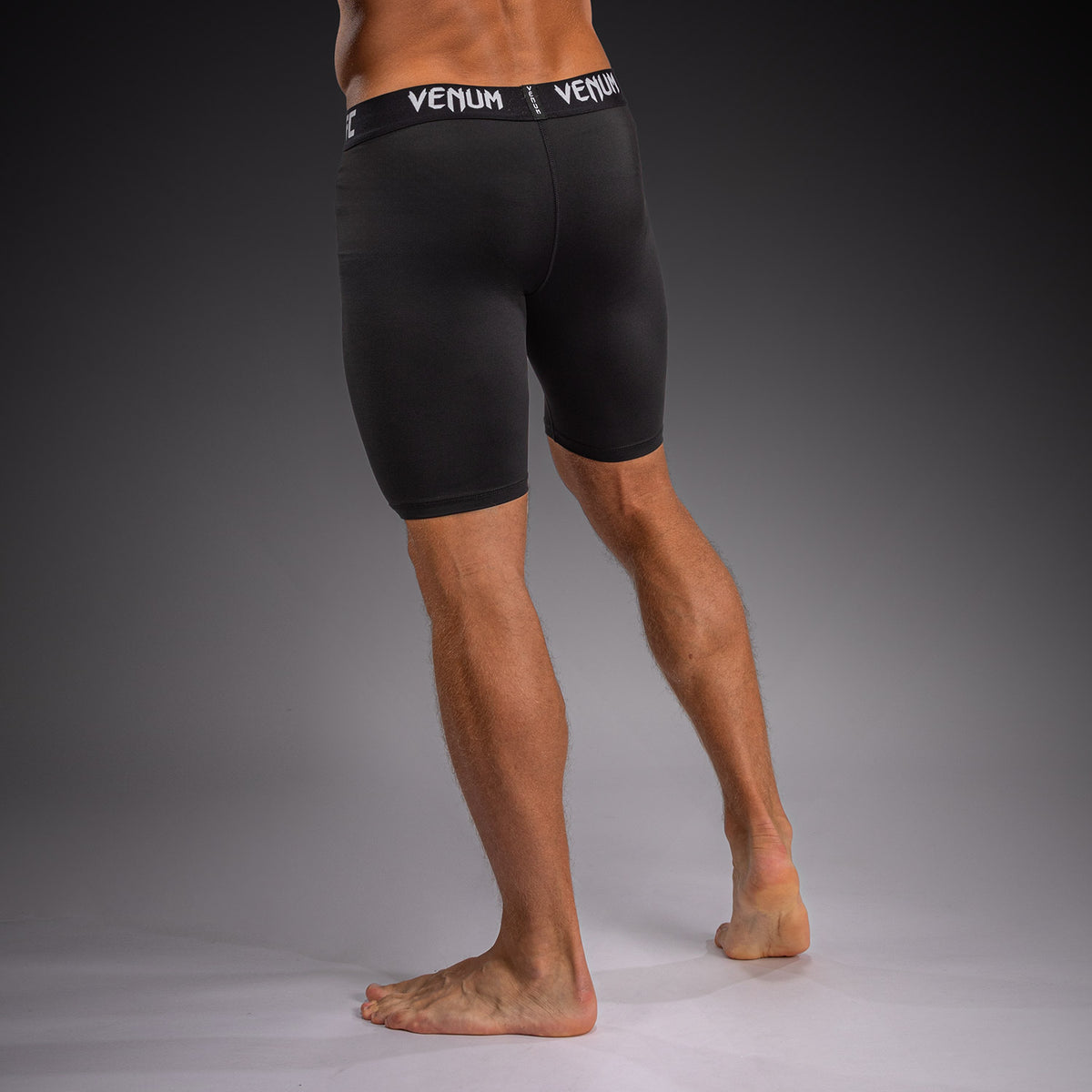 Venum UFC Unity by Venum Authentic Fight Week 남성 기능성 컴프레션 쇼츠 - 블랙