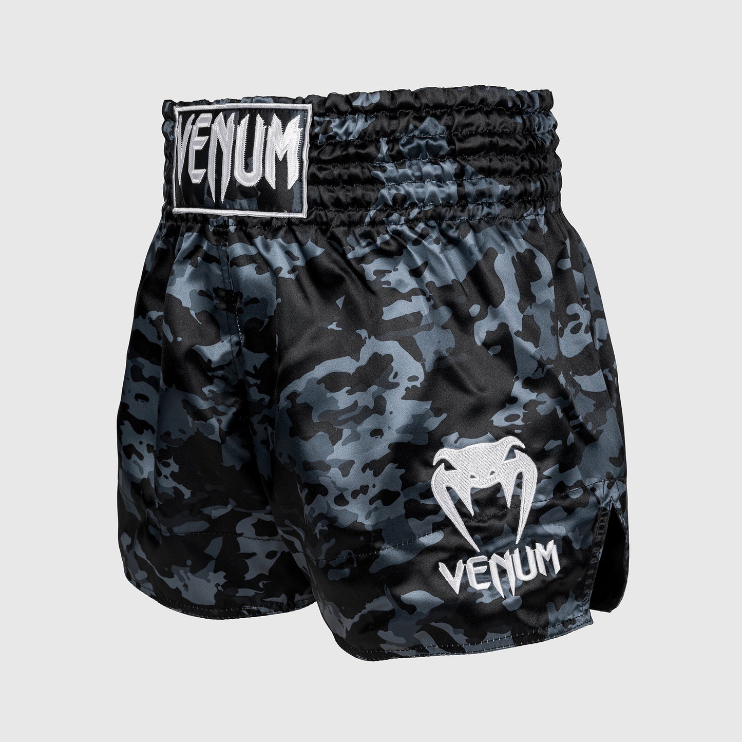 Venum Classic 무에타이 쇼츠 – 다크 카모