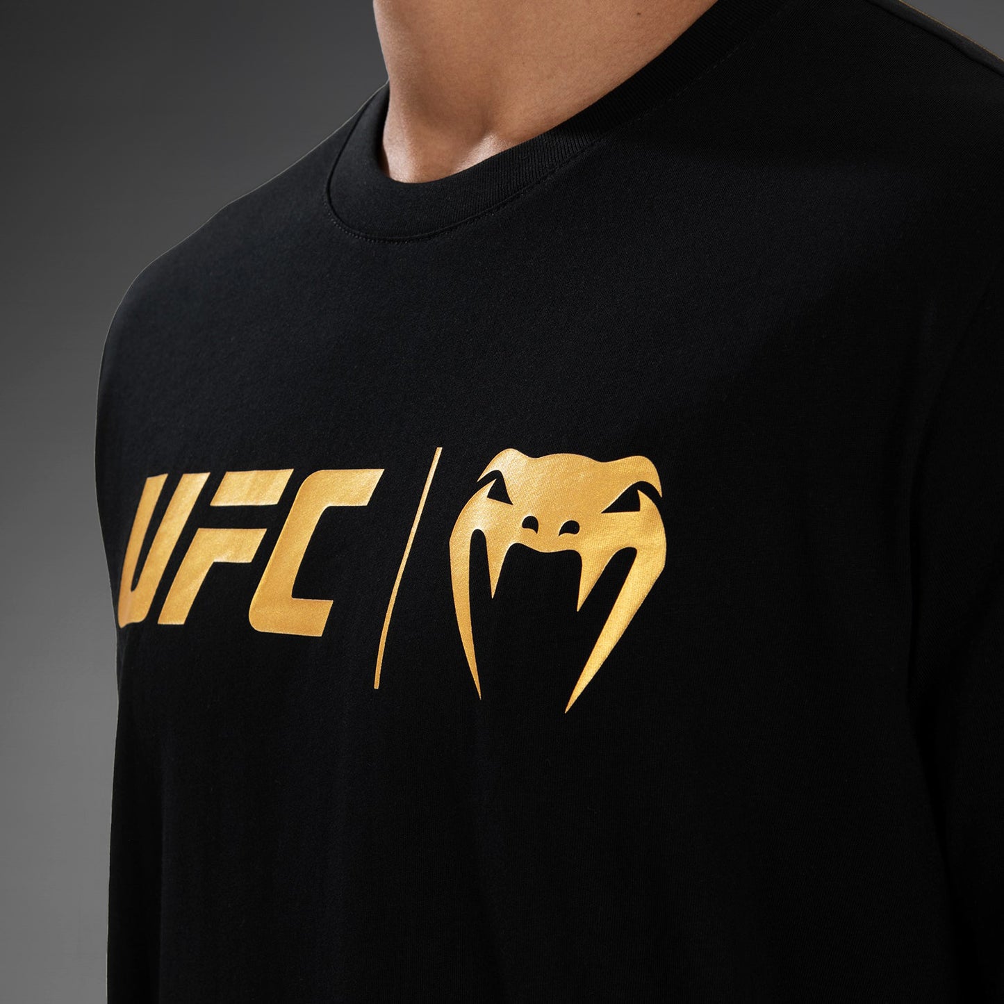 UFC Venum Classic 티셔츠 – 블랙/골드