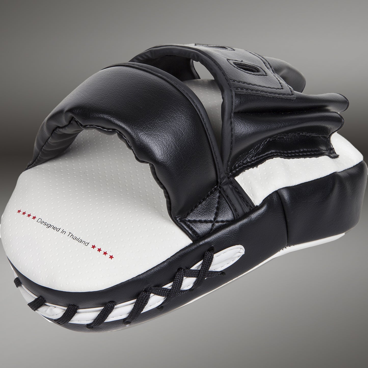 Venum Light Focus Mitts - 화이트/블랙 (1쌍)