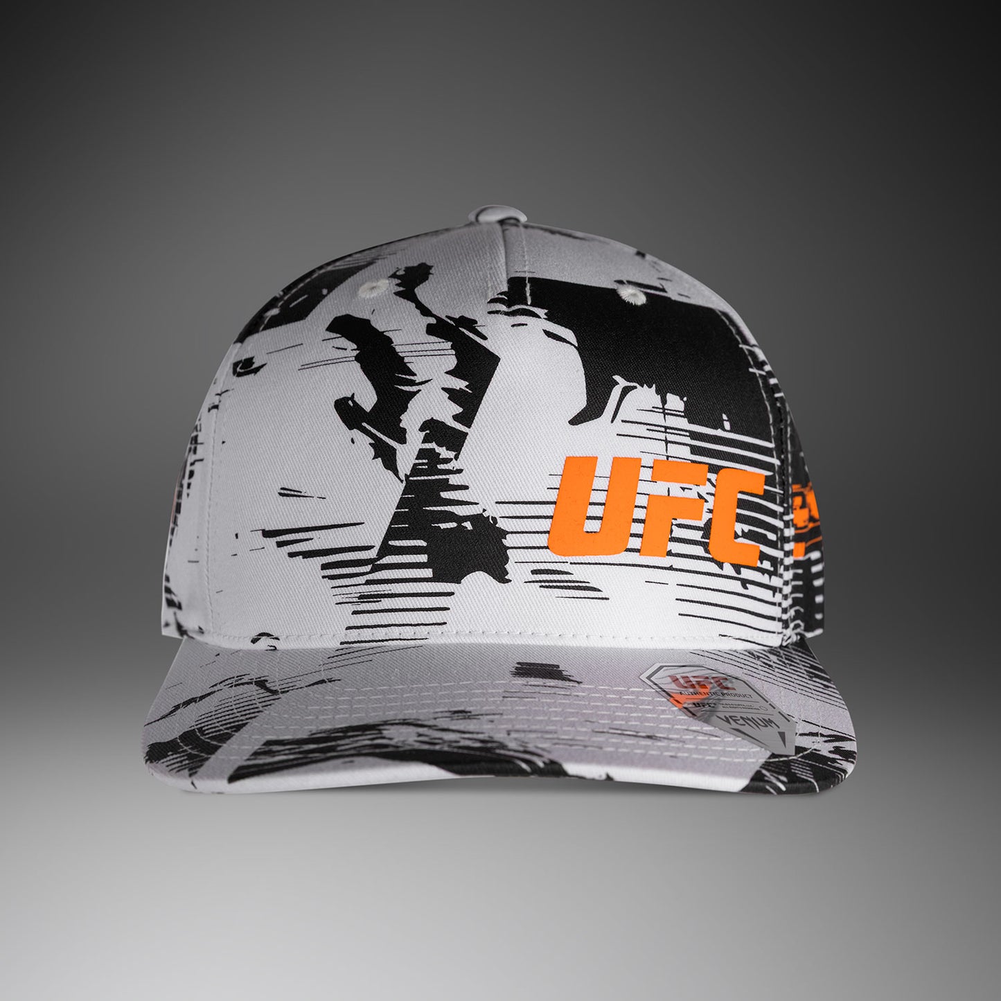 UFC Zenith by Venum 화이트 어센틱 파이트 위크 트러커 모자