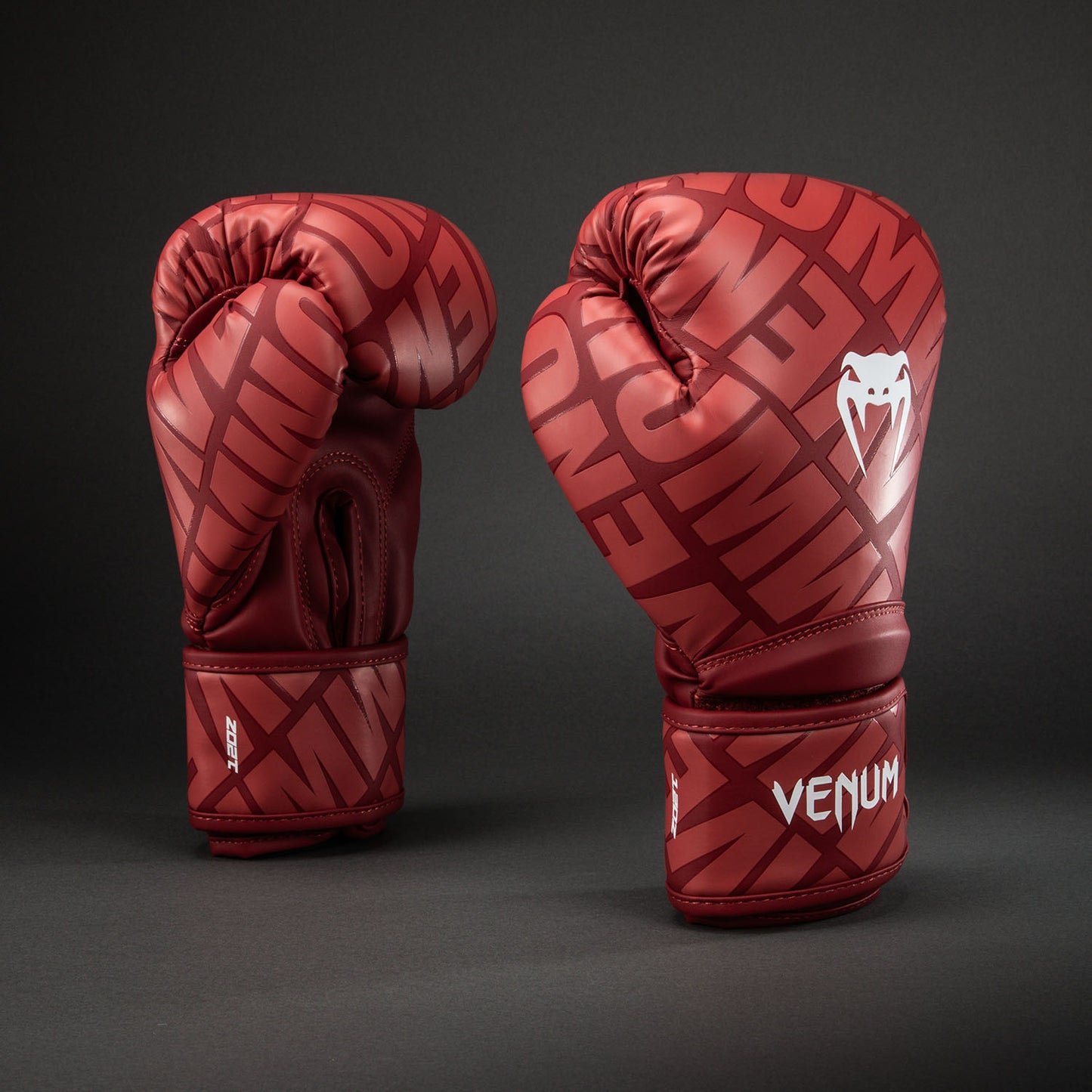 Venum Contender 1.5 XT 3D 복싱 글러브 – 체리 레드/화이트