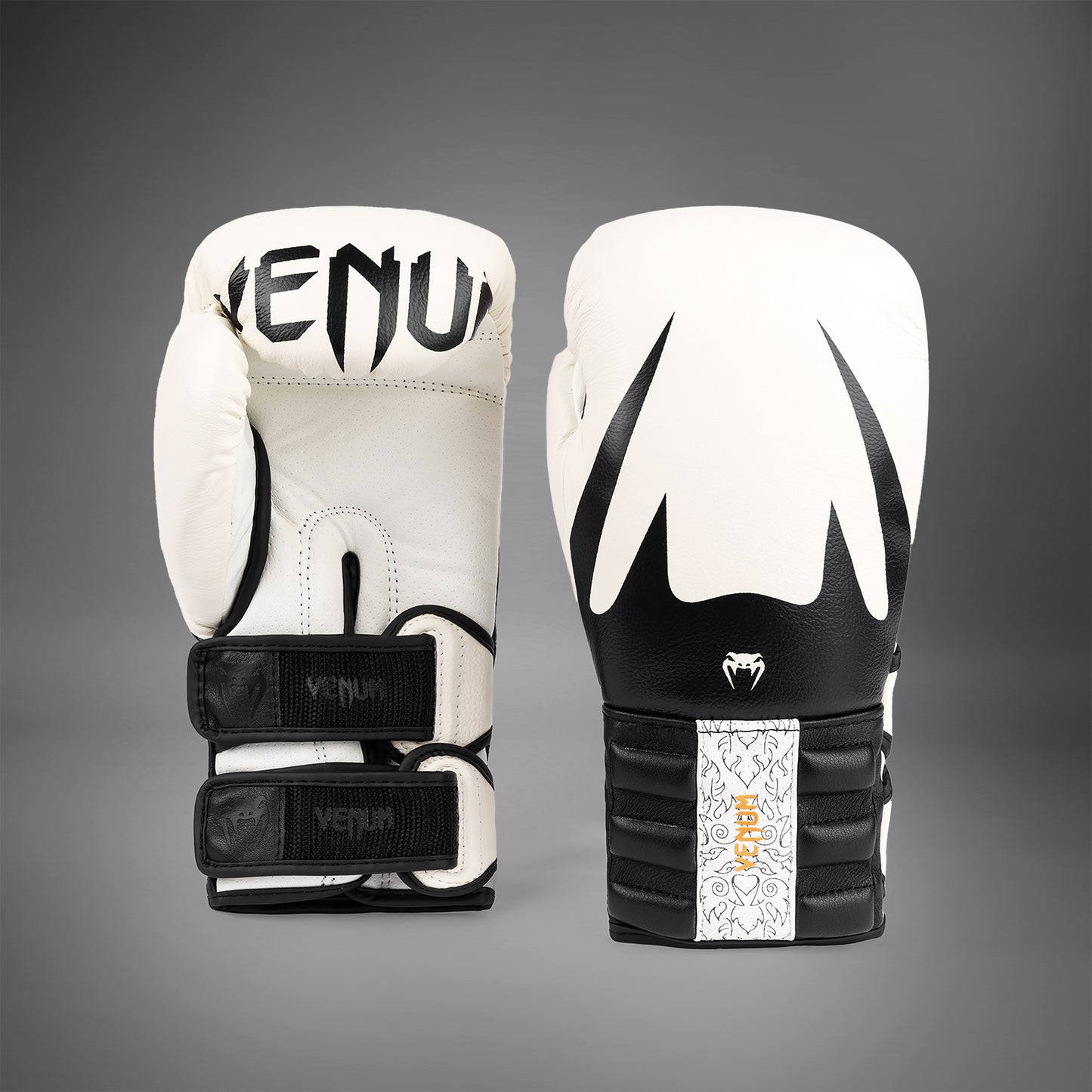 Venum Reverso 복싱 글러브 – 스노우 화이트/블랙