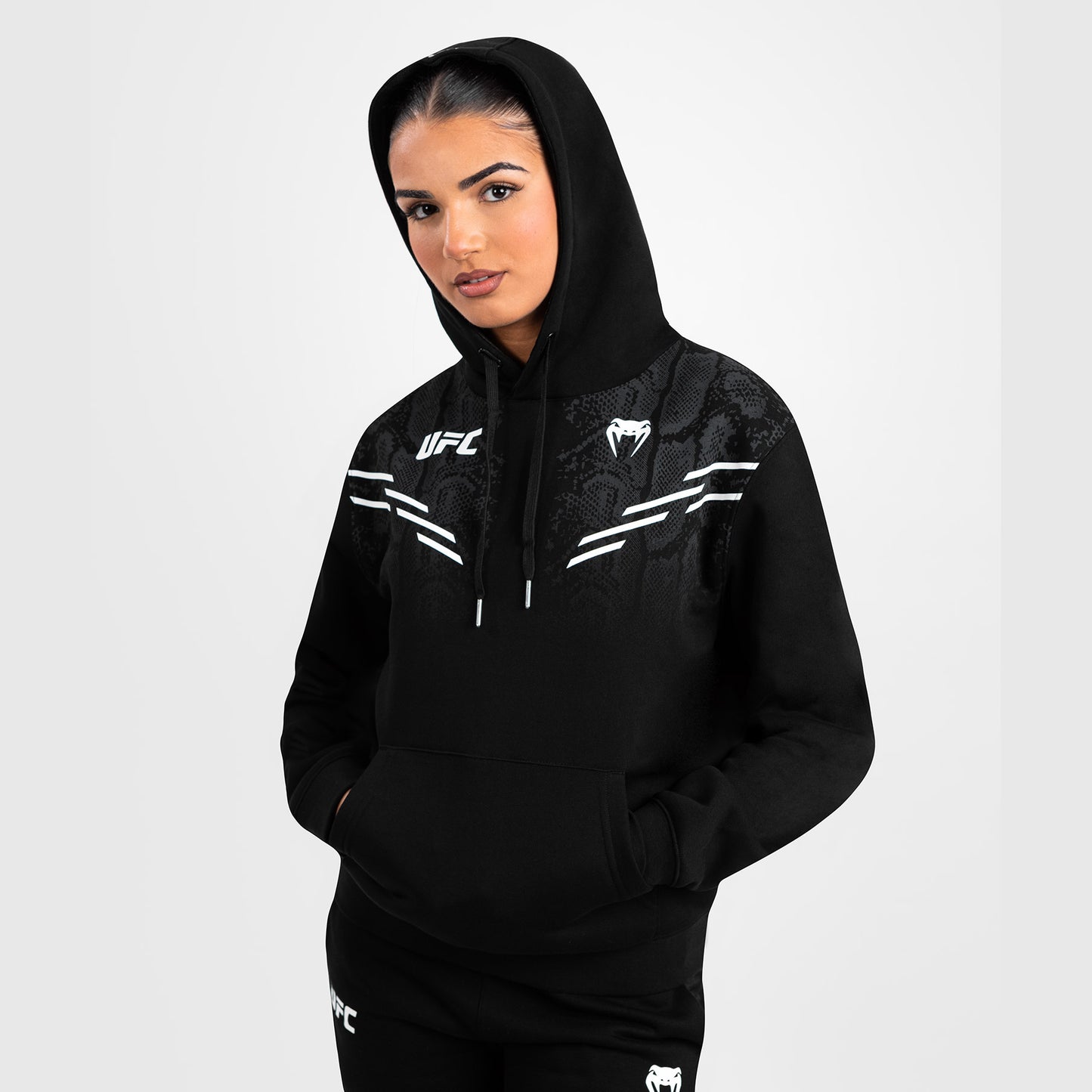 UFC Adrenaline by Venum Replica 여성용 후드 티셔츠 – 블랙