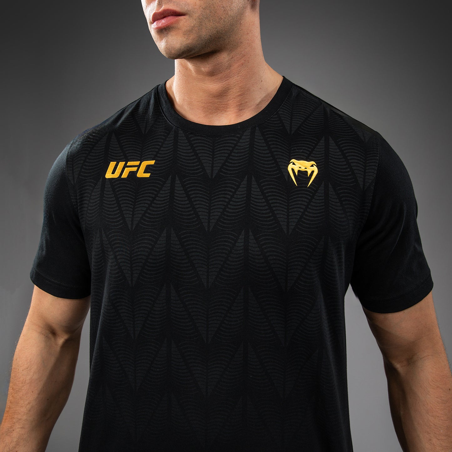 남성용 UFC Zenith by Venum 레플리카 챔피언 티셔츠