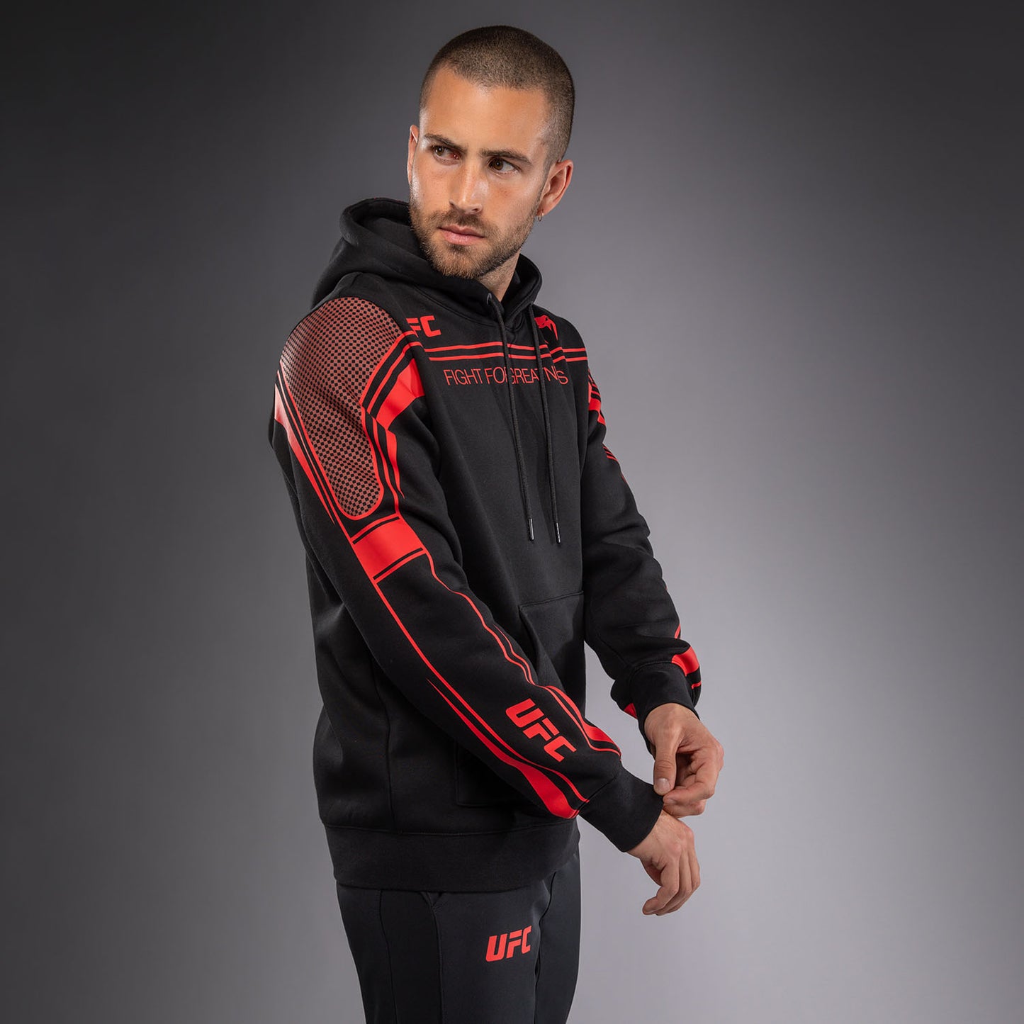 Venum UFC Unity by Venum Authentic Fight Week 남성 풀오버 후디 - 블랙