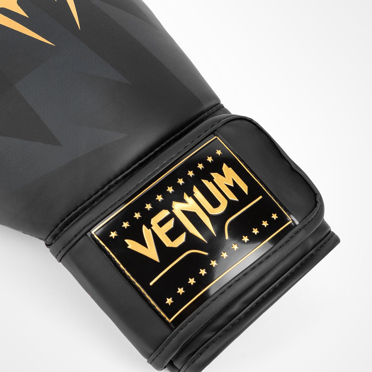 Venum Razor 복싱 글러브 – 블랙/골드