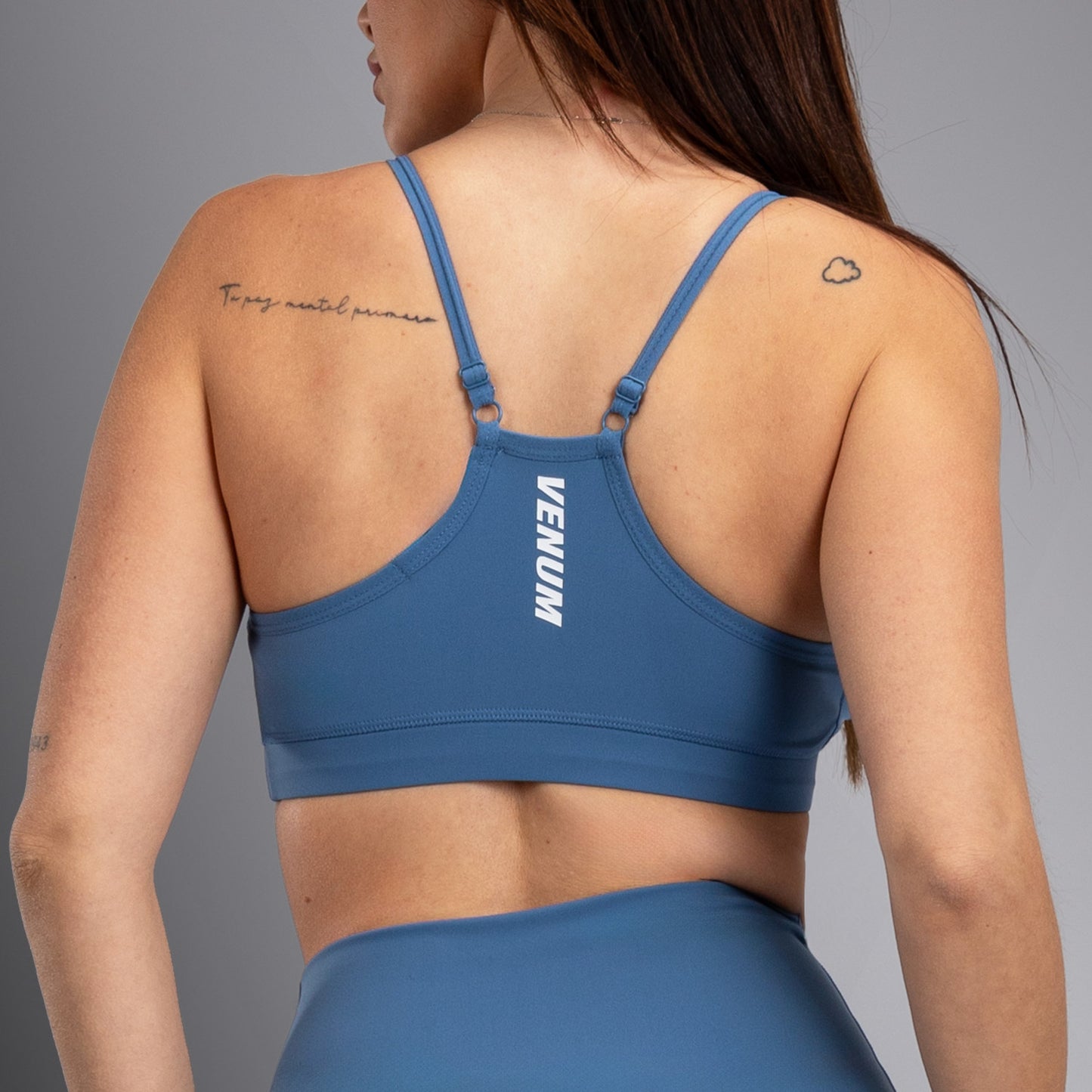 Venum Essential 여성용 로우 임팩트 스포츠 브라 – 스톰 블루