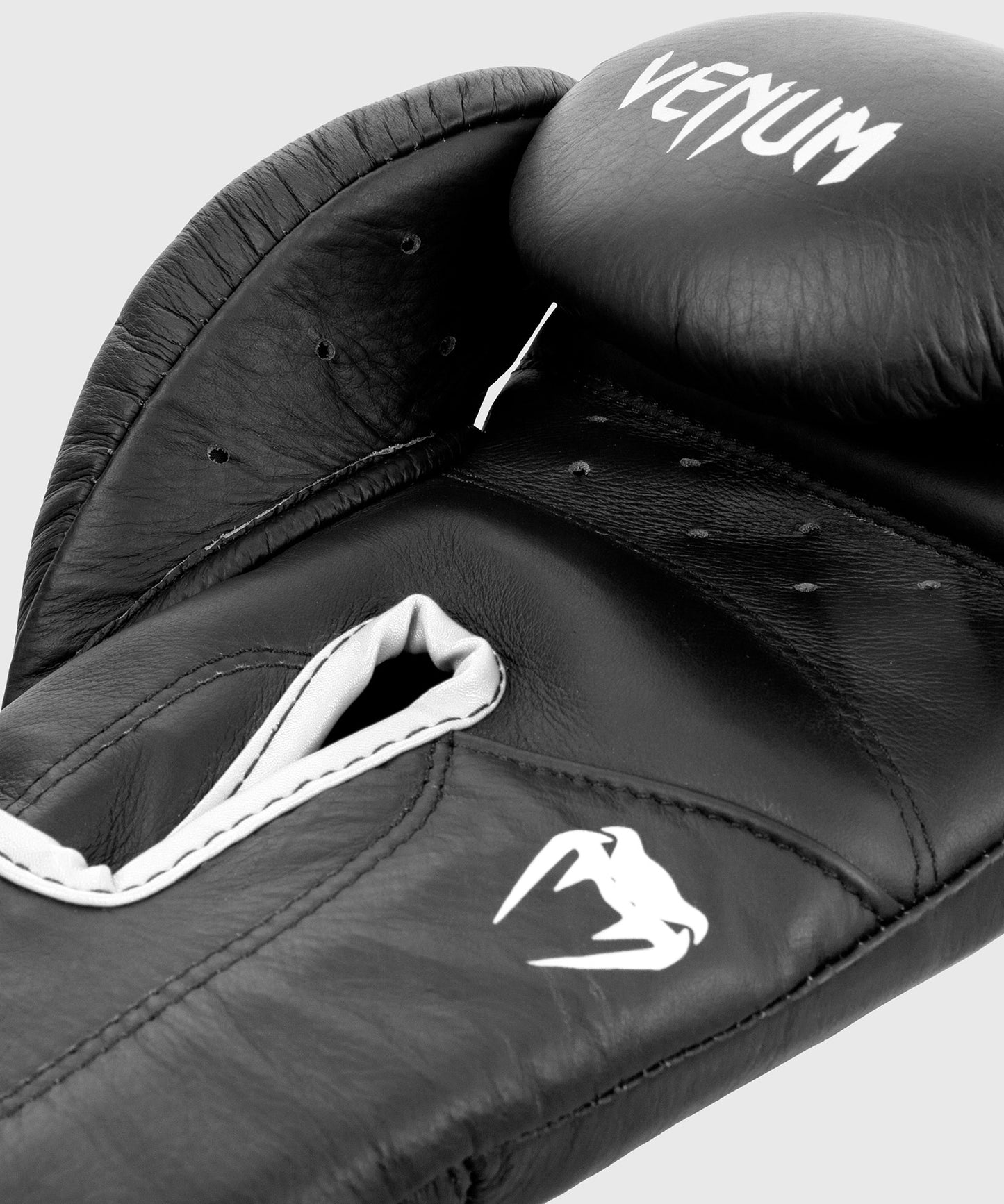 Venum Giant 2.0 Pro 복싱 글러브 벨크로