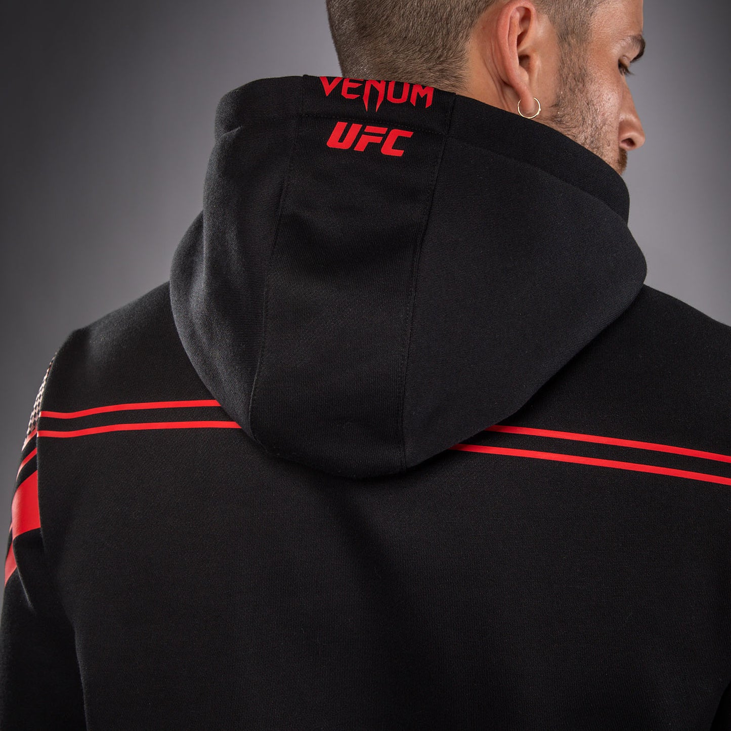 Venum UFC Unity by Venum Authentic Fight Week 남성 풀오버 후디 - 블랙
