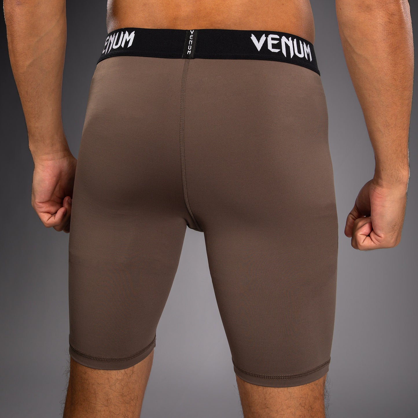 Venum UFC Unity by Venum Authentic Fight Week 남성 기능성 컴프레션 쇼츠 - 브라운