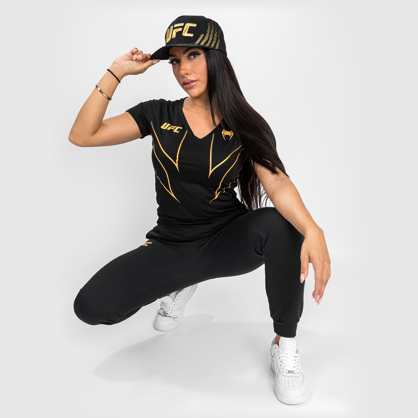 UFC Venum Fight Night 2.0 Replica 여성용 티셔츠 – 챔피언