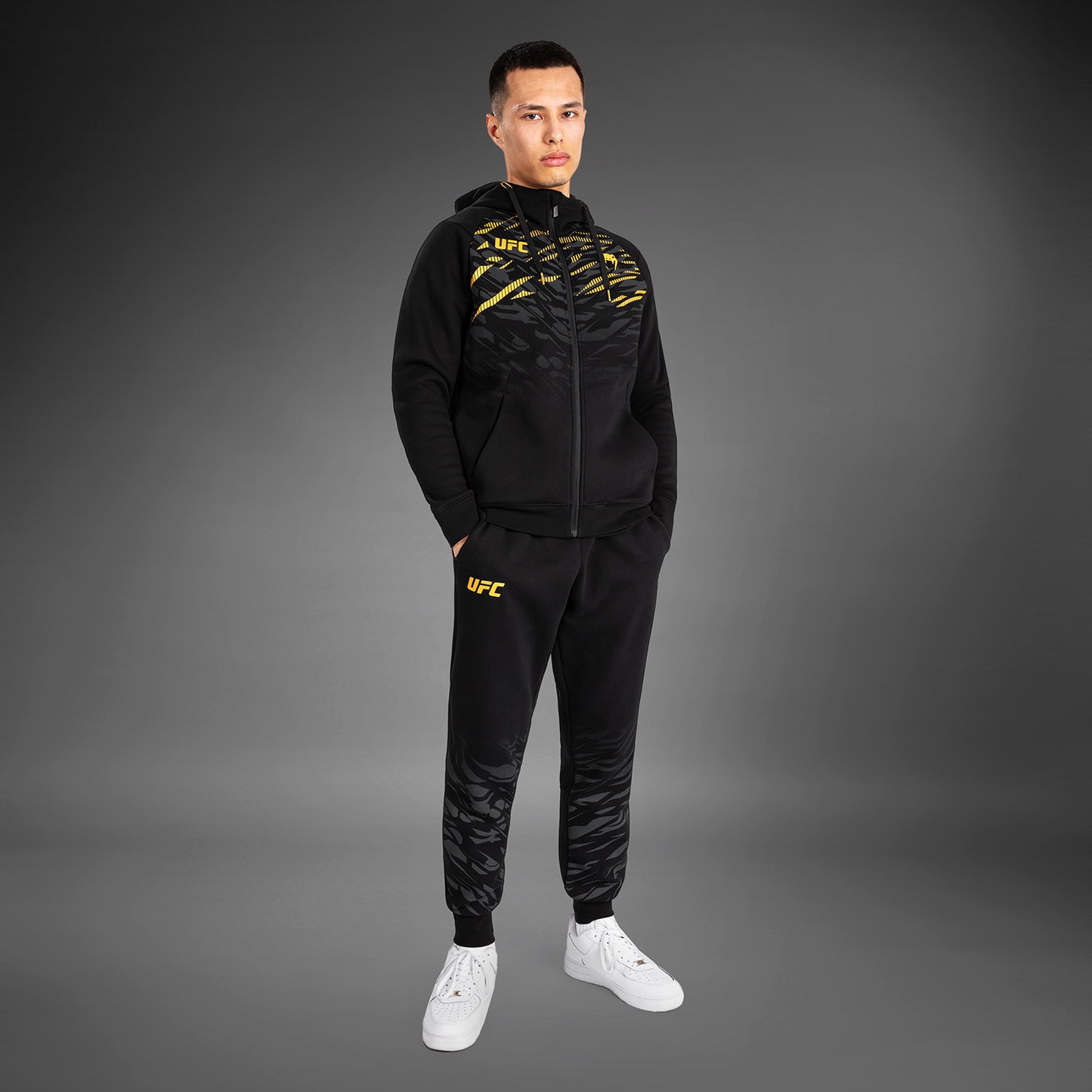 UFC Fusion by Venum 남성용 레플리카 집업 후디 – 챔피언