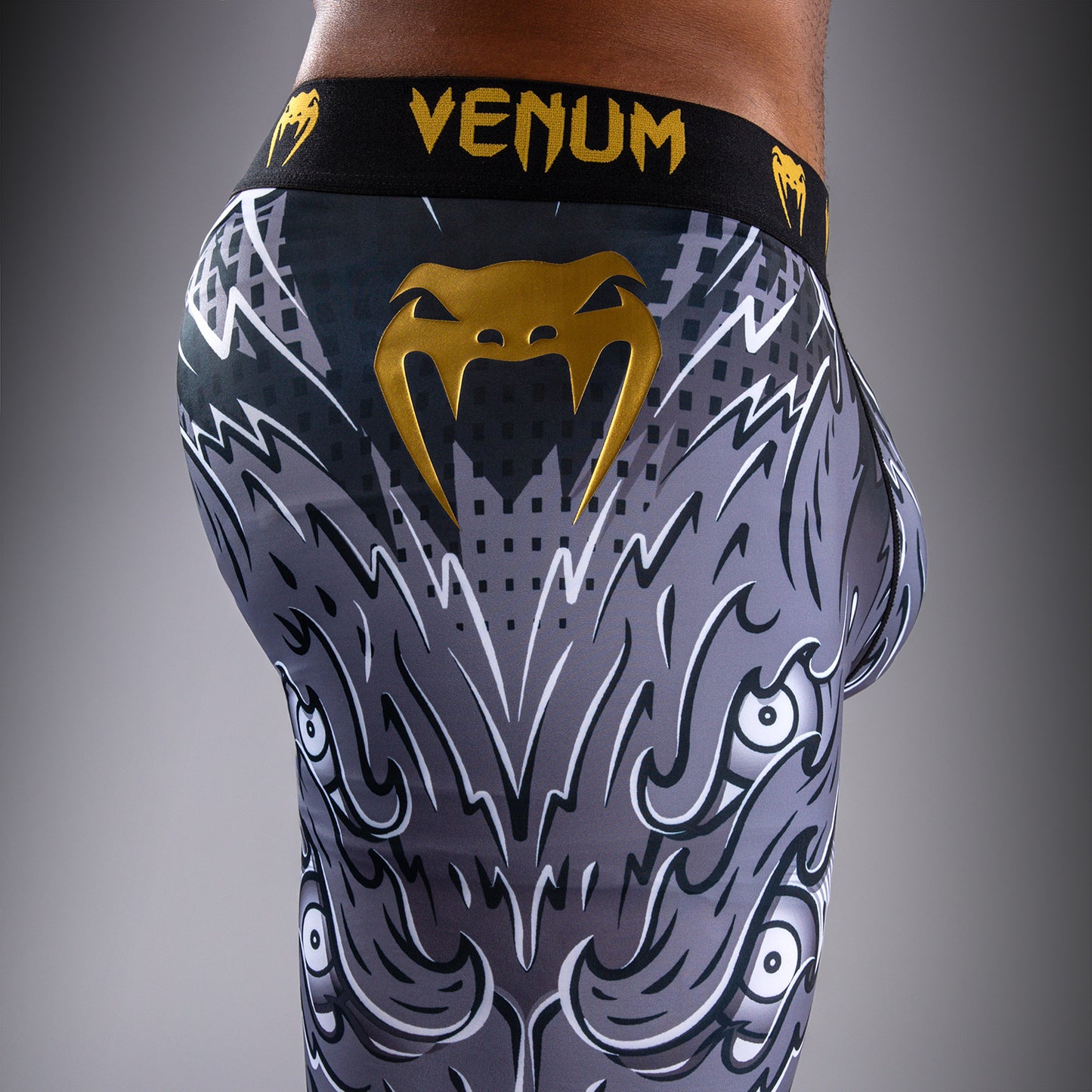 Venum Wolf Atak 스패츠 – 블랙/그레이