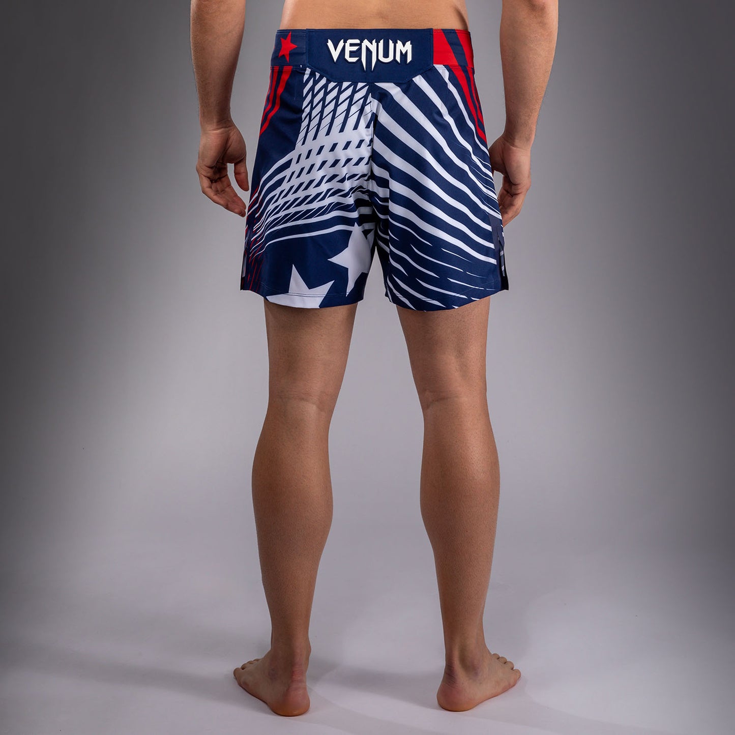 Official UFC Freedom 250 by Venum 남성용 Authentic Fight Night 파이트 쇼츠 쇼트 핏 - 블루