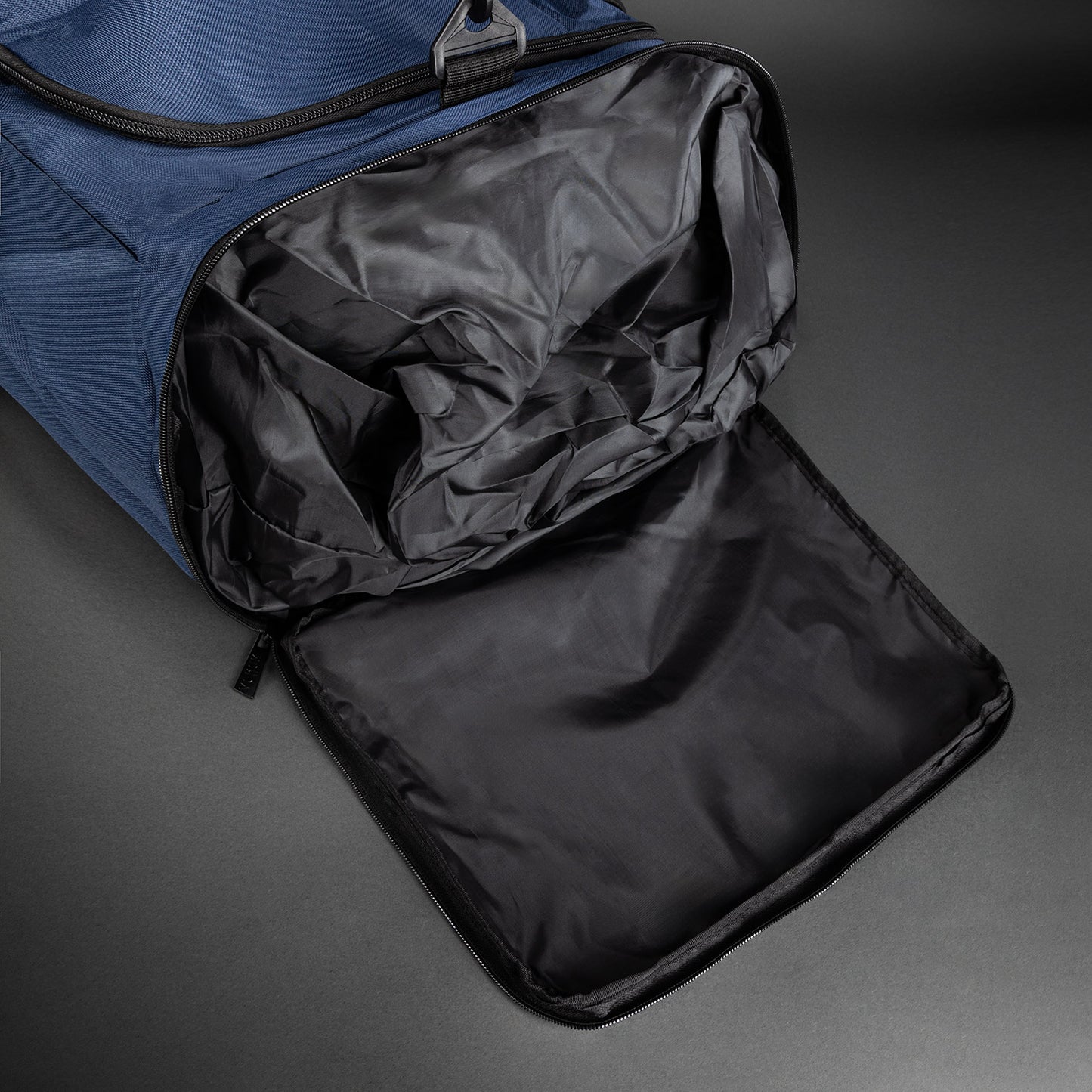 Venum Essential 스포츠 백 (61L) - 네이비 블루