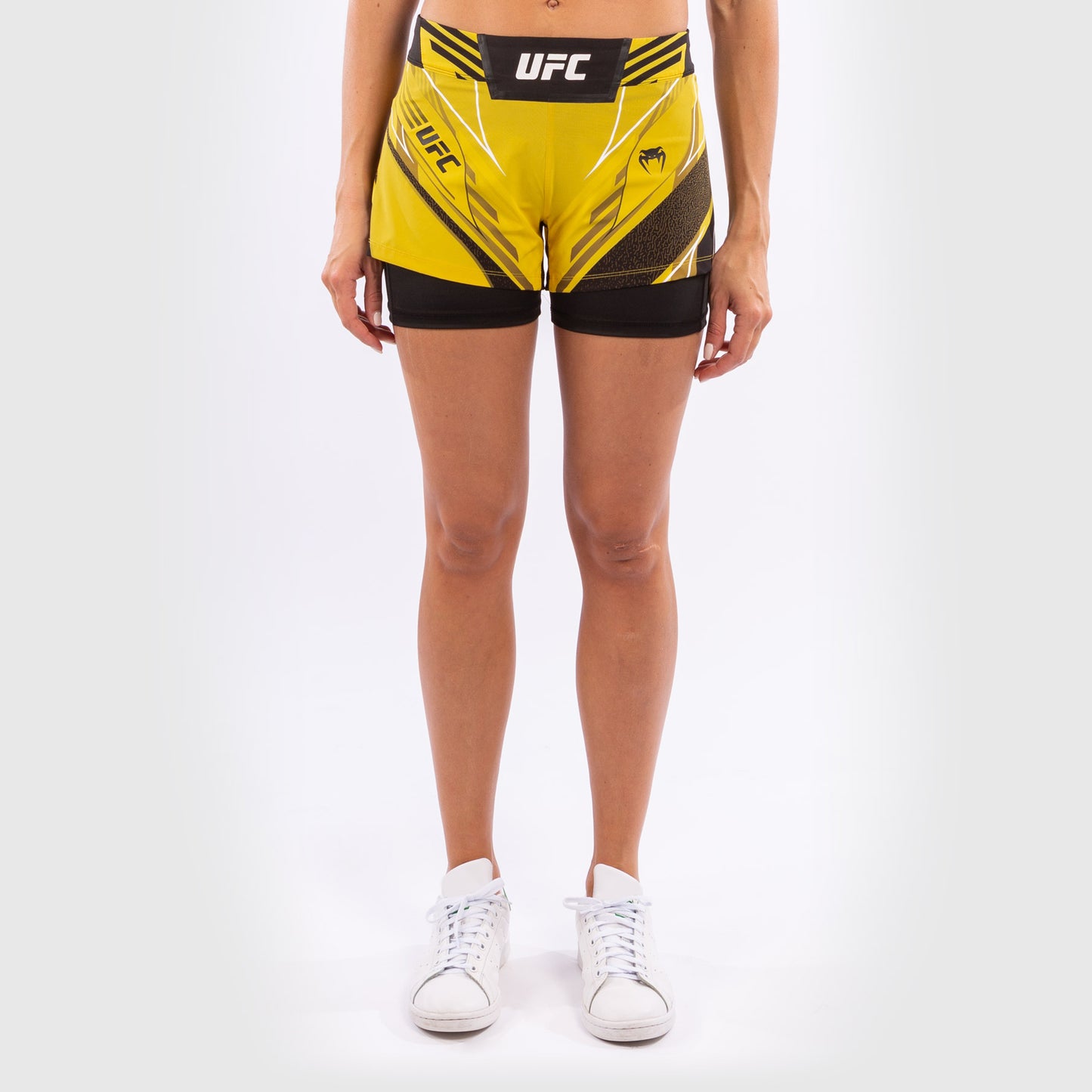 UFC Venum Authentic Fight Night 여성용 쇼츠 – 숏 핏 – 옐로우