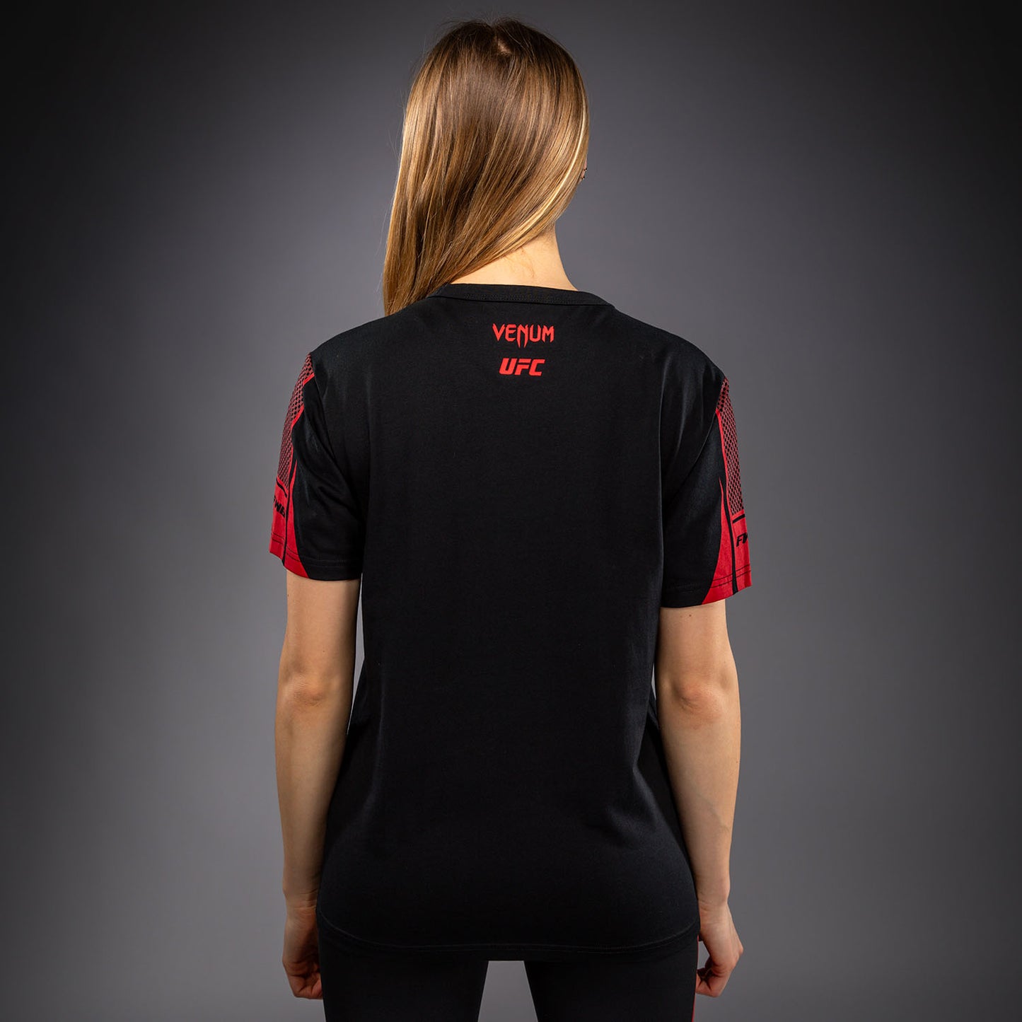 Venum UFC Unity by Venum Authentic Fight Week 여성 반팔 티셔츠 - 블랙