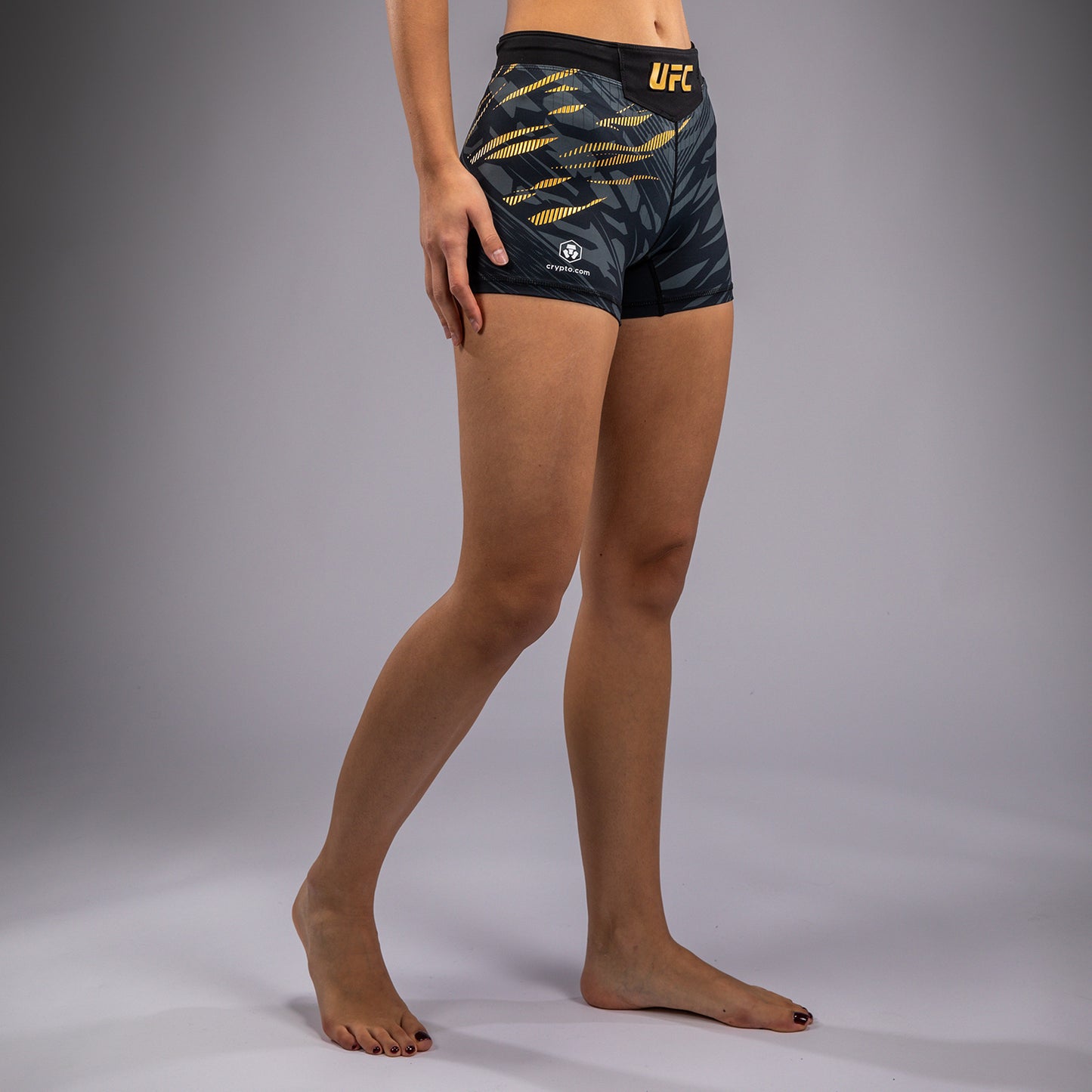 UFC Fusion by Venum 여성용 발리 투도 쇼츠 – 숏 핏 – 챔피언
