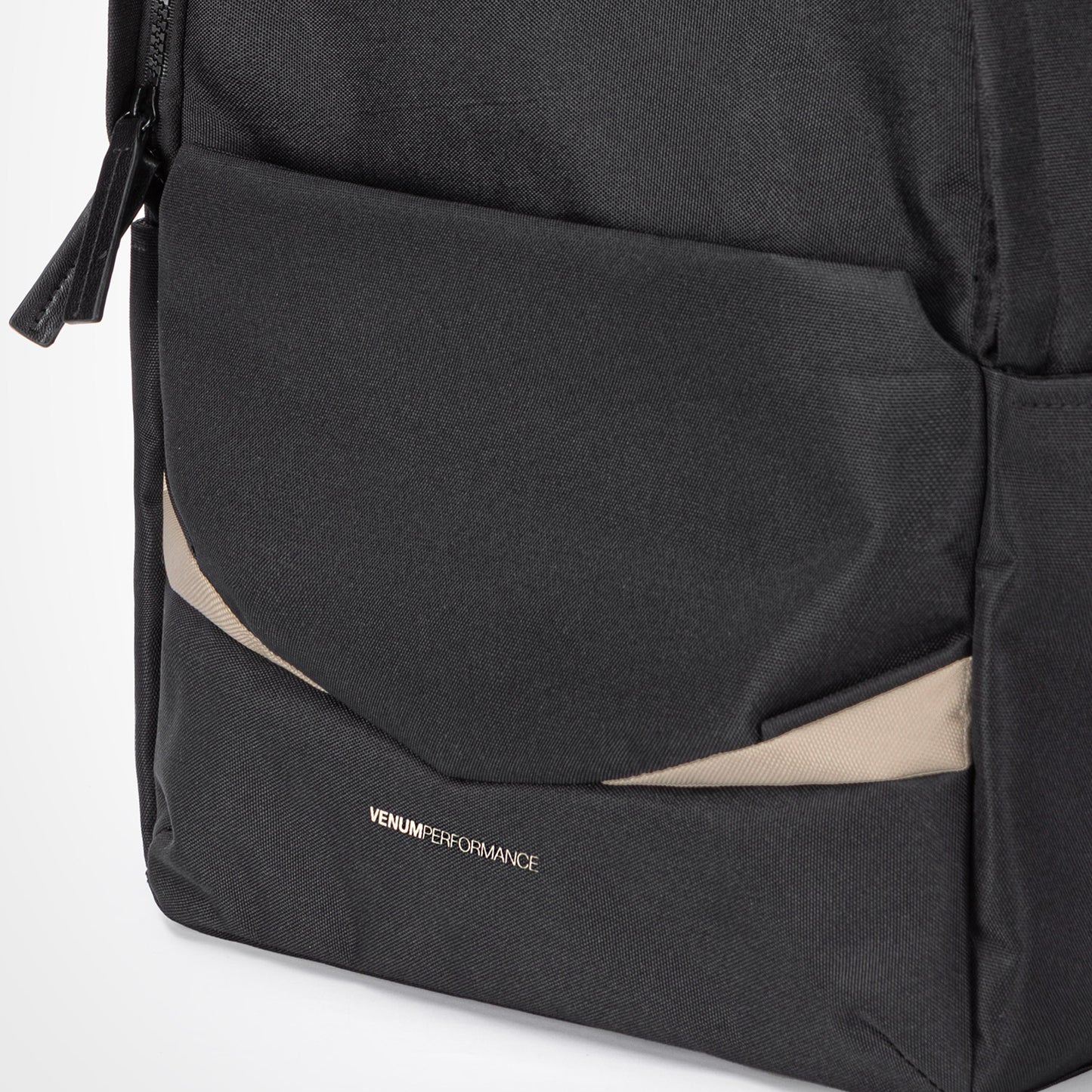 Venum Evo 2 라이트 백팩 (20-25L) – 블랙/샌드