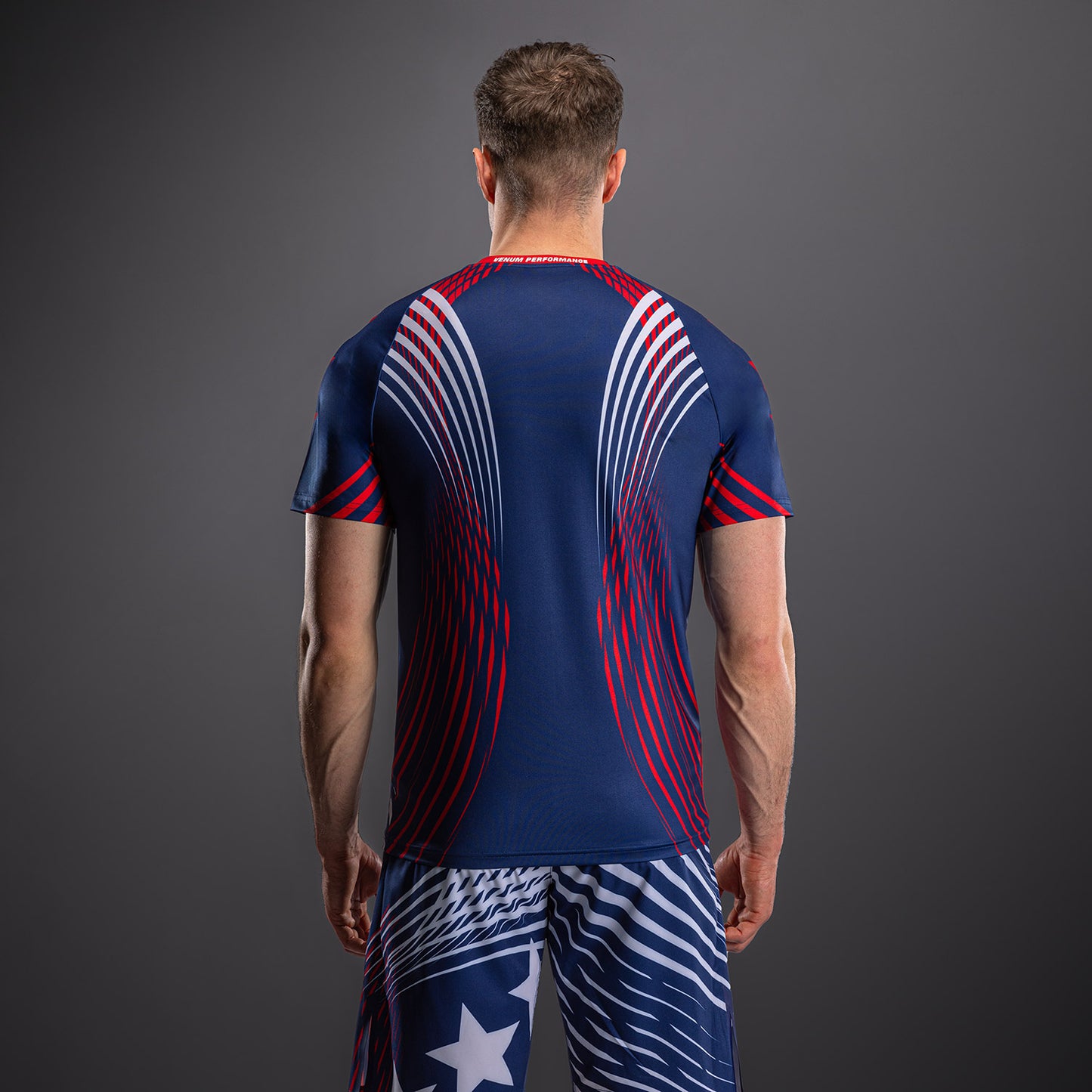 Official UFC Freedom 250 by Venum 남성용 Authentic Fight Night 워크아웃 저지 - 블루