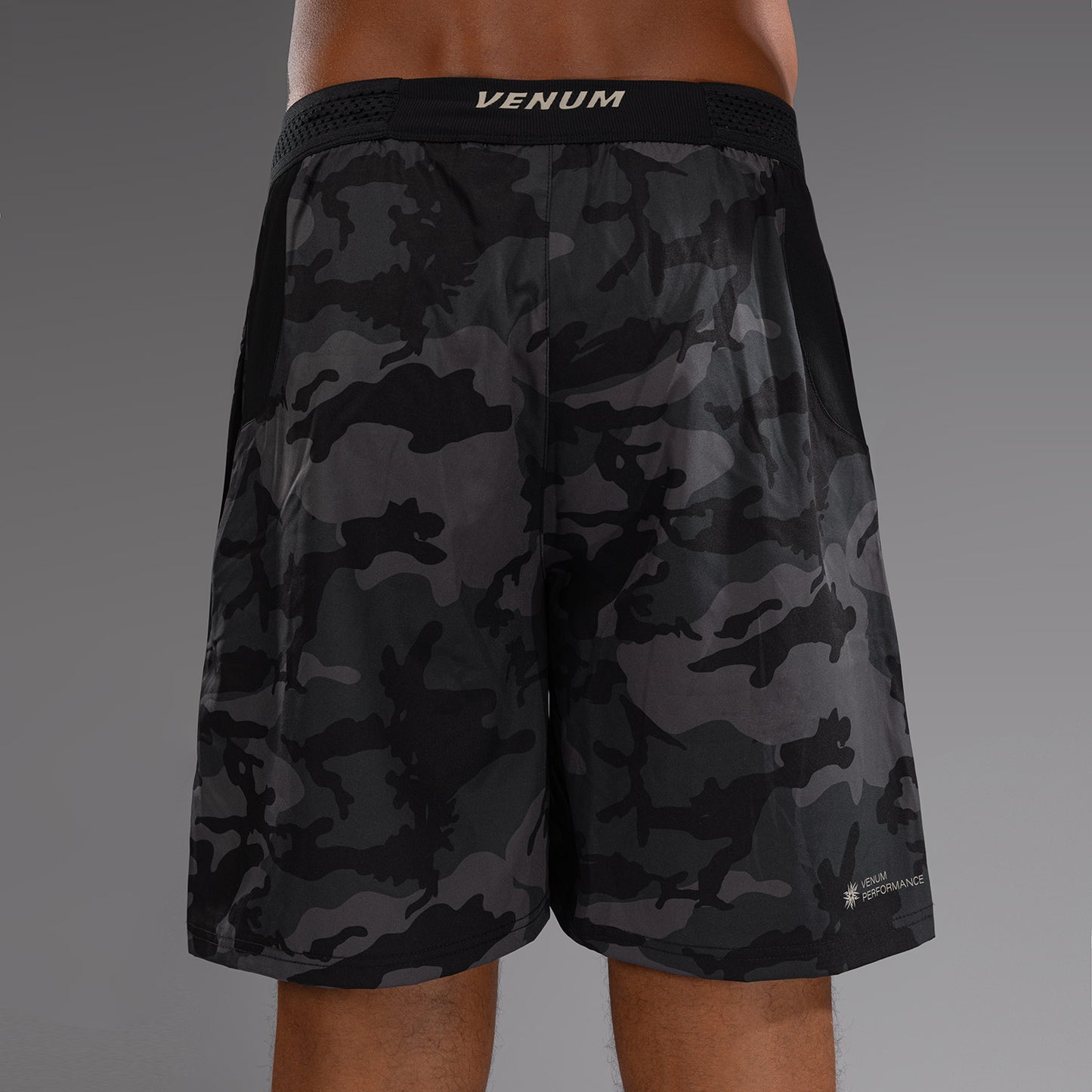 Venum G-Fit Air 남성용 트레이닝 쇼츠 – 어반 디지털 카모