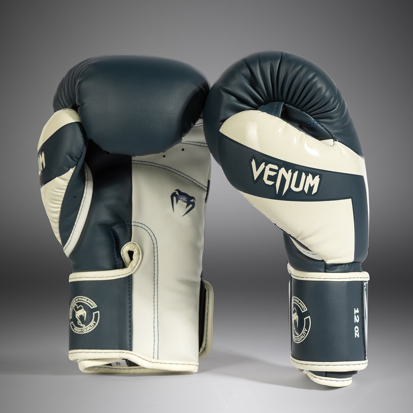 Venum Elite 복싱 글러브 – 화이트/네이비 블루
