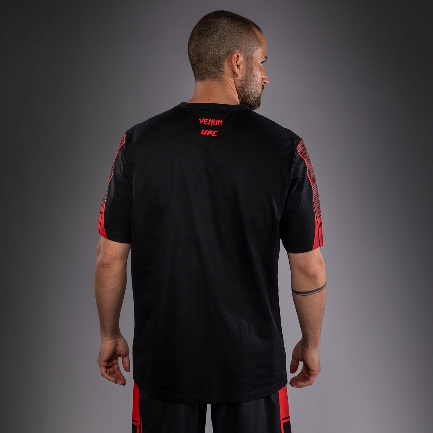 Venum UFC Unity by Venum Authentic Fight Week 남성 반팔 티셔츠 - 블랙