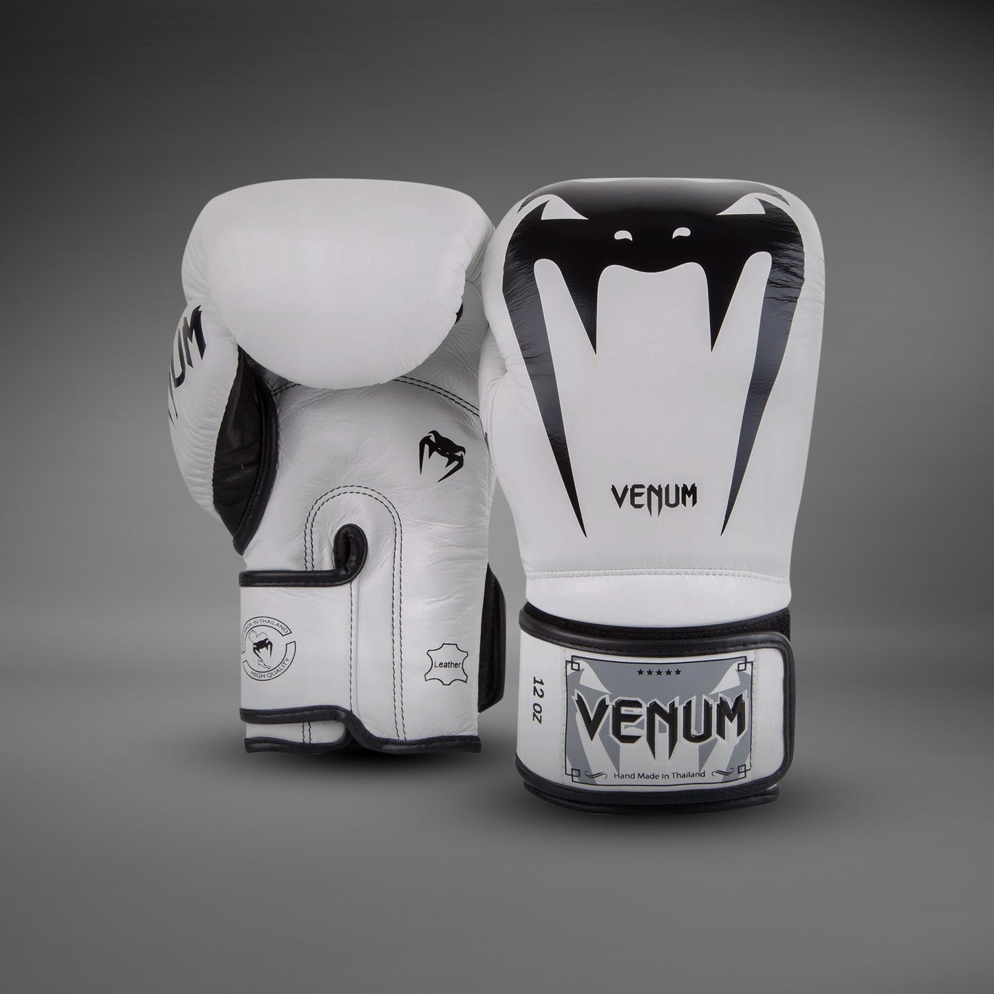 Venum Giant 3.0 복싱 글러브 – 나파 가죽 – 화이트