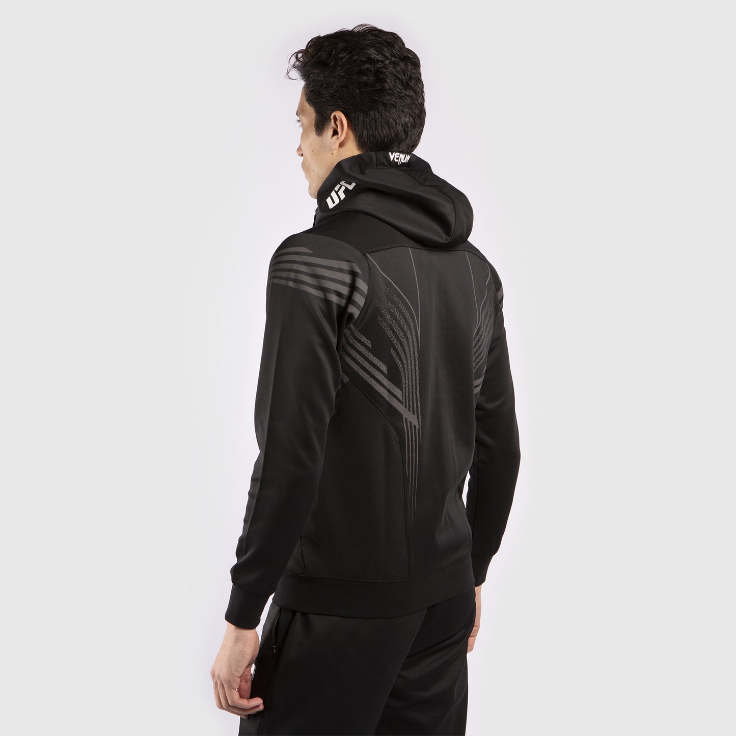 UFC Venum Pro Line 남성용 후디 – 블랙