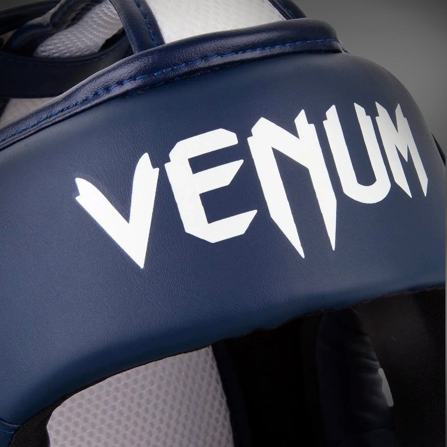Venum Elite 헤드기어 - 화이트/네이비 블루