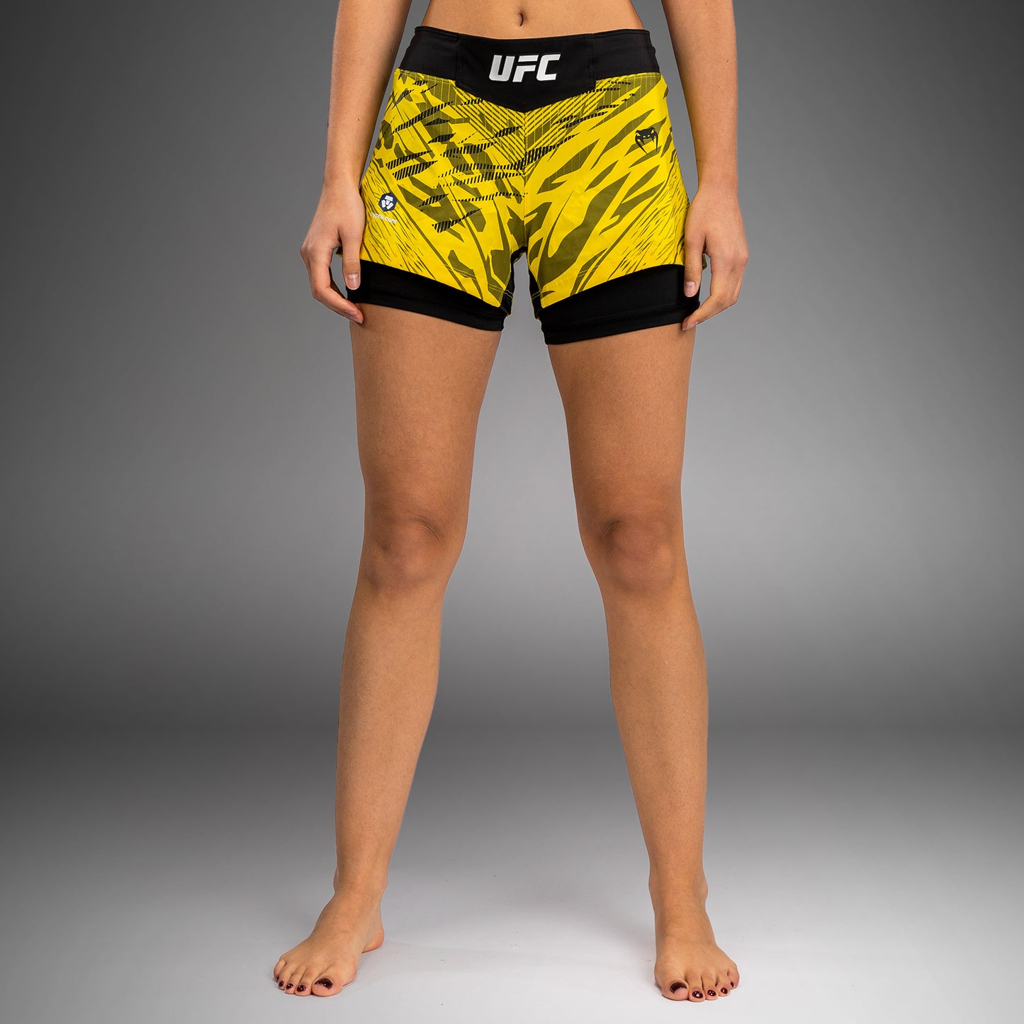 UFC Fusion by Venum 여성용 파이트 쇼츠 – 옐로우