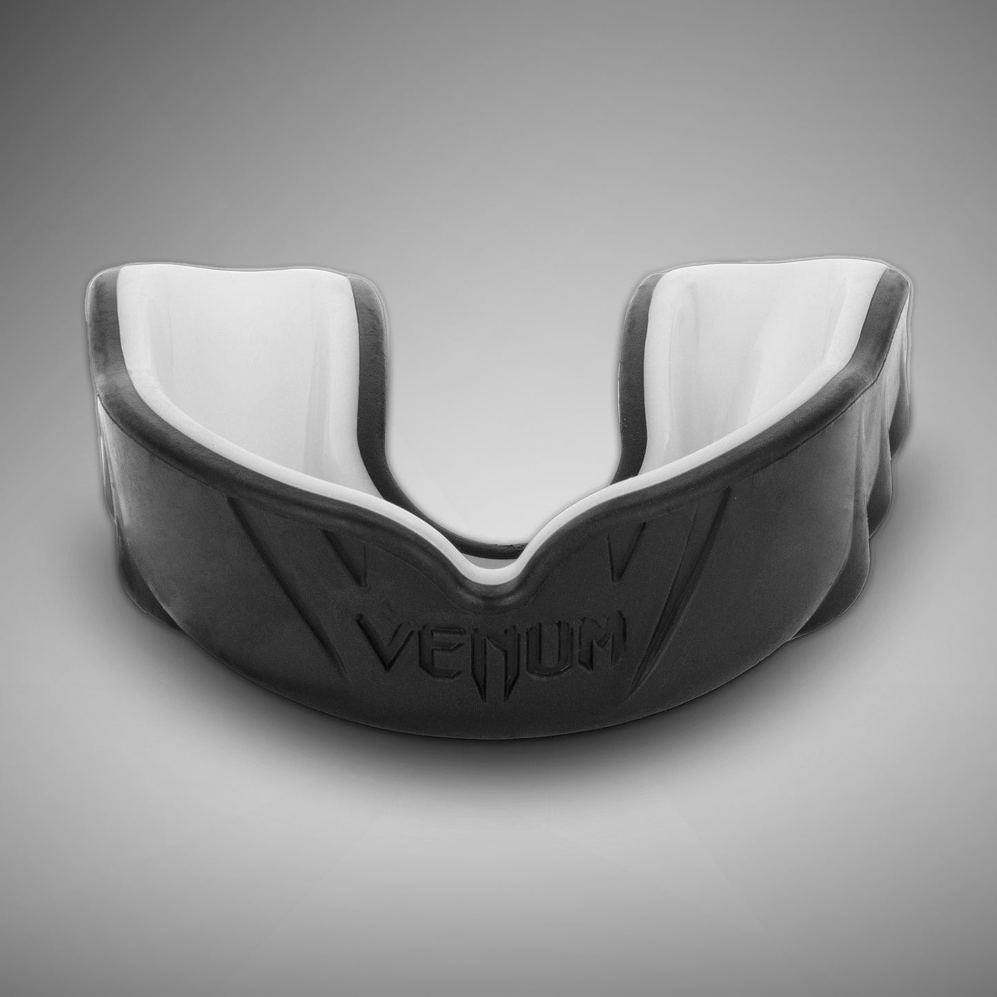Venum Challenger 마우스피스 – 블랙/아이스