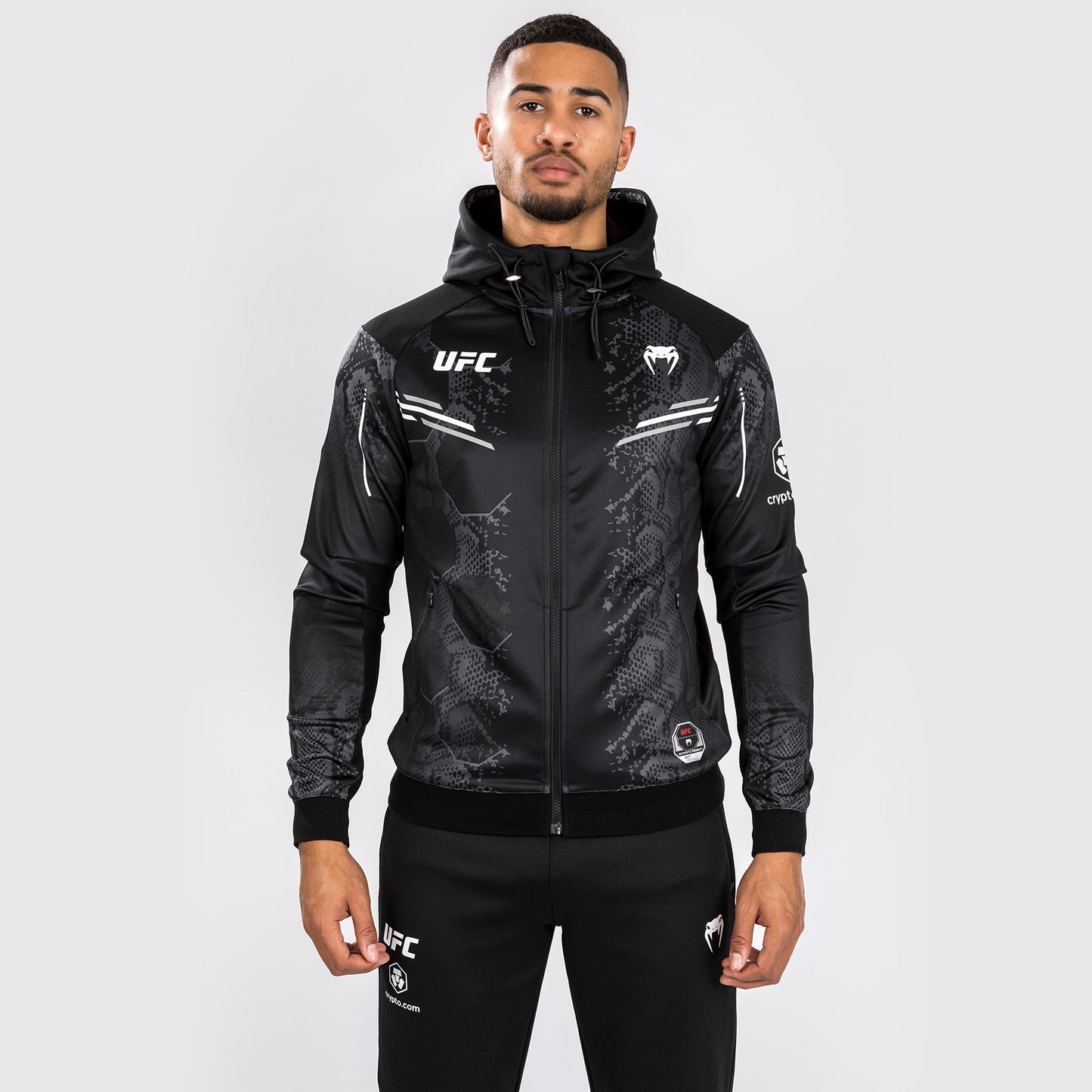 UFC Adrenaline by Venum Authentic Fight Night 남성용 워크아웃 후디 – 블랙