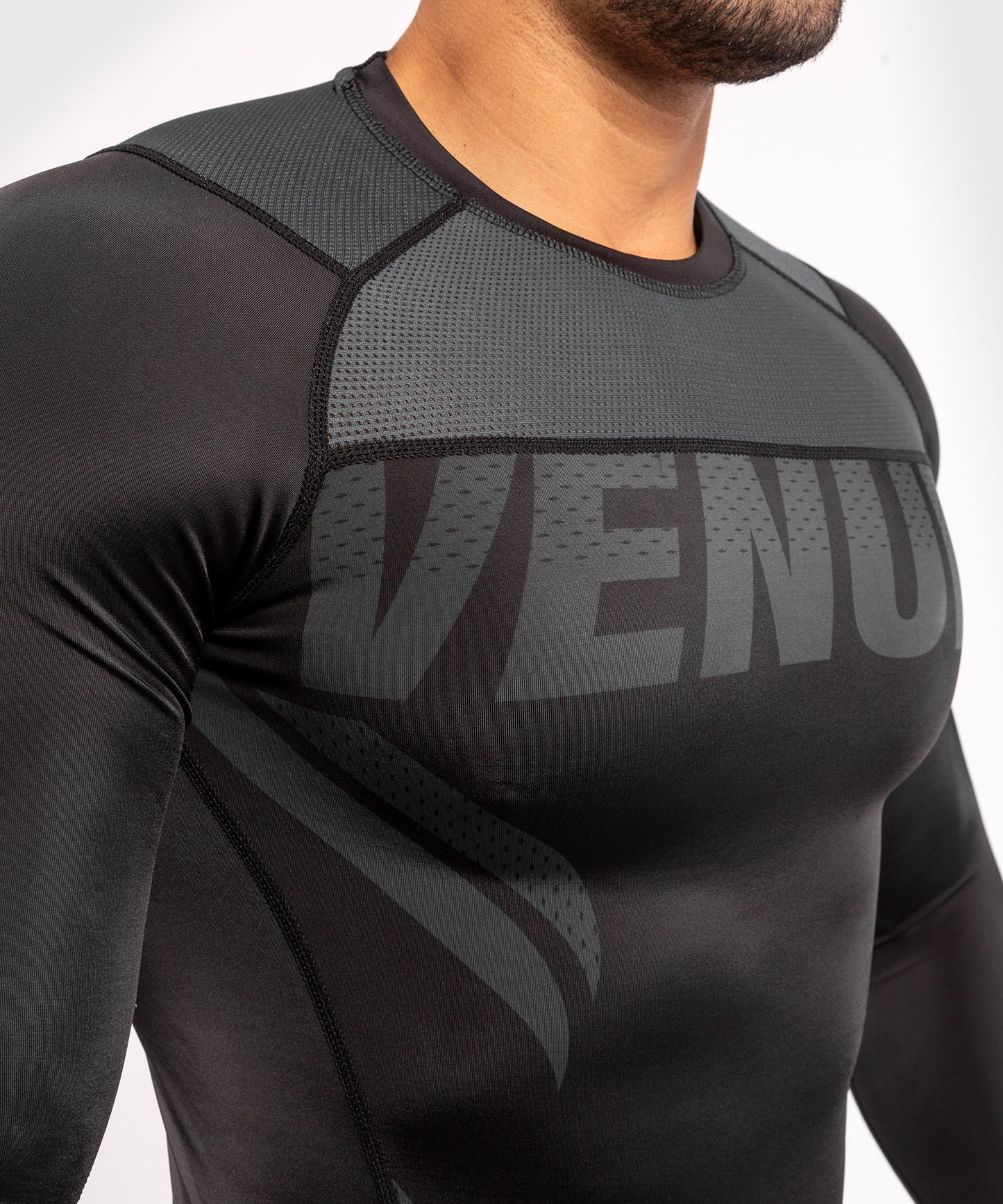 Venum ONE FC Impact Rashguard - long sleeves - Black/Black