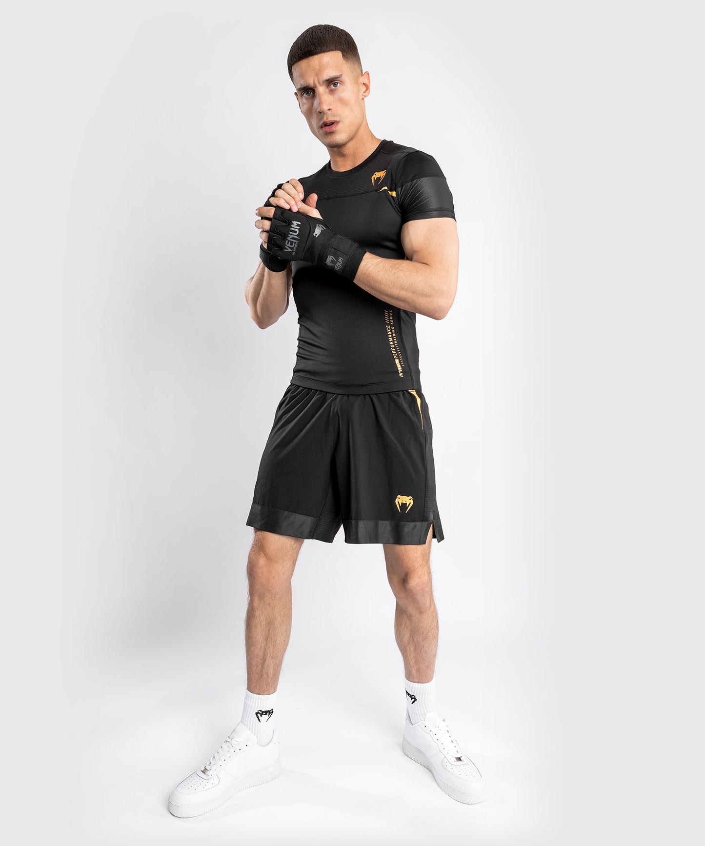 Venum tempest 2.0 Rashguard Short Sleeves – Black/Gold